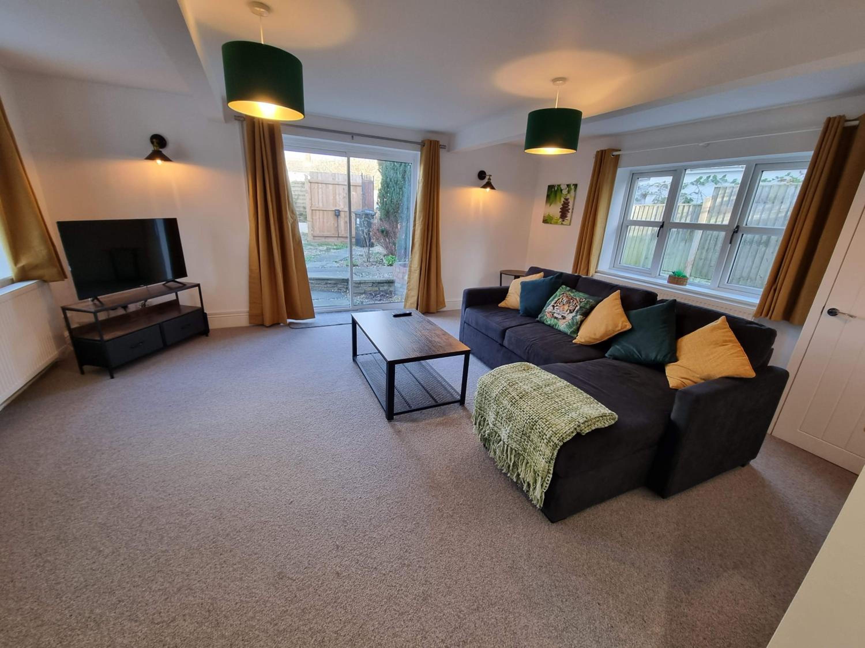 Well Cottage by Cliftonvalley Apartments
