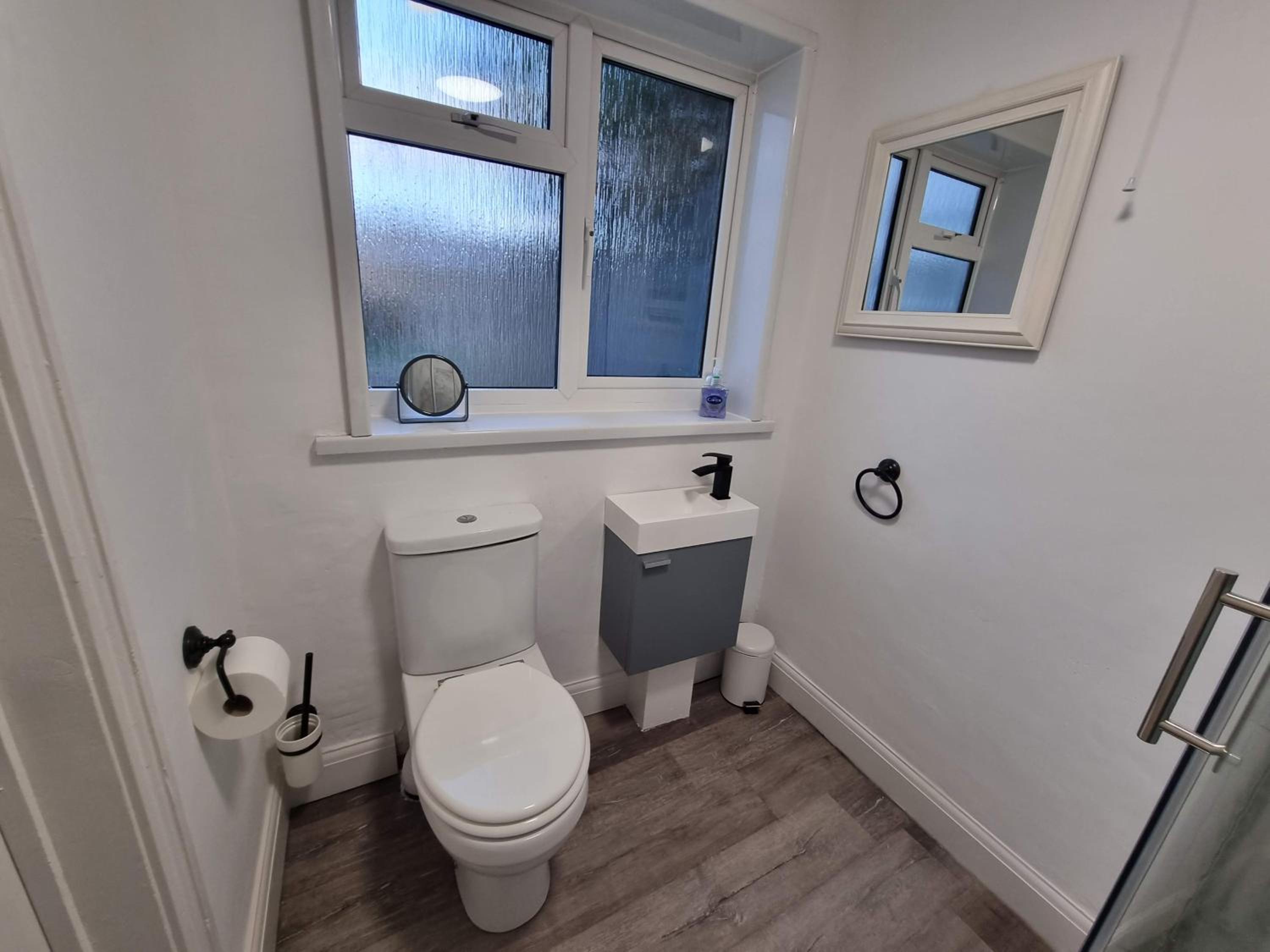Well Cottage by Cliftonvalley Apartments
