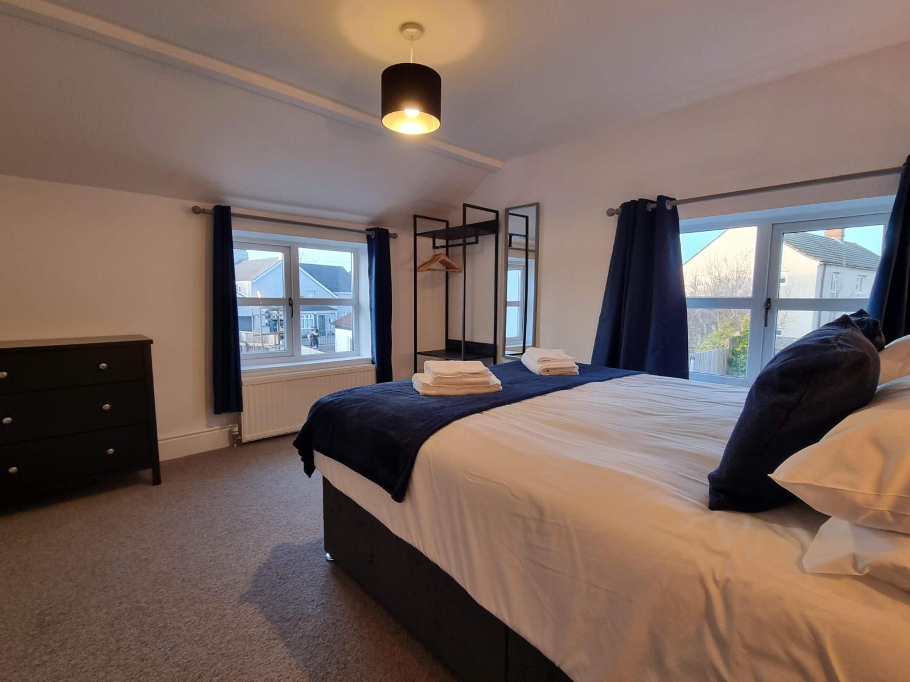 Well Cottage by Cliftonvalley Apartments