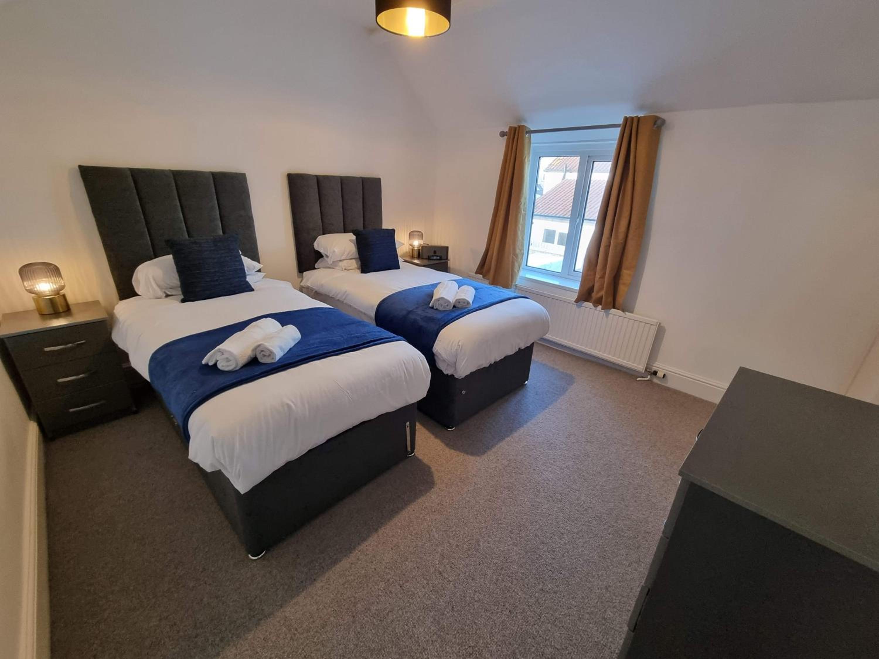 Well Cottage by Cliftonvalley Apartments