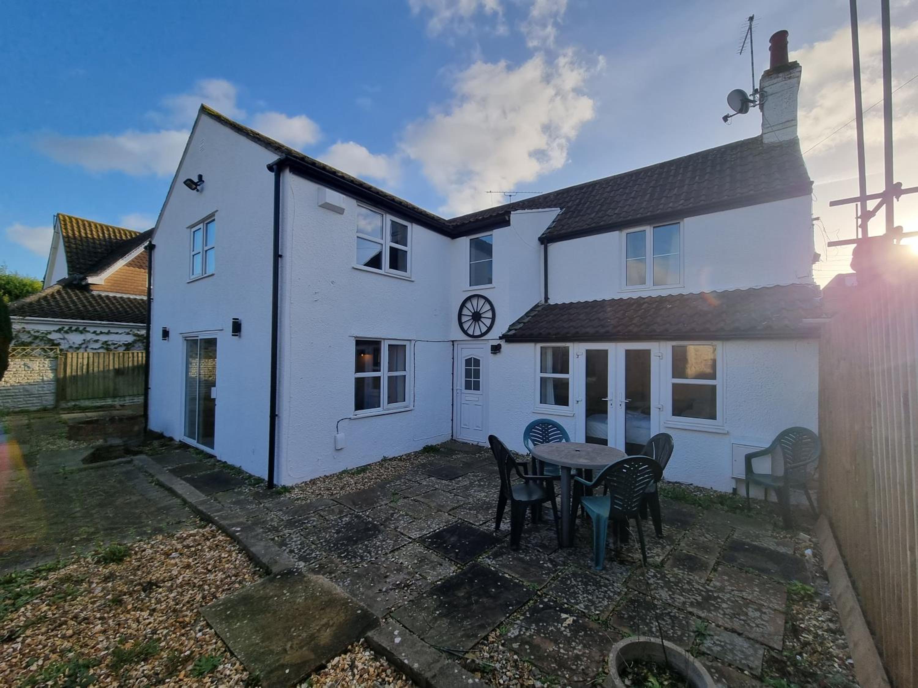 Well Cottage by Cliftonvalley Apartments