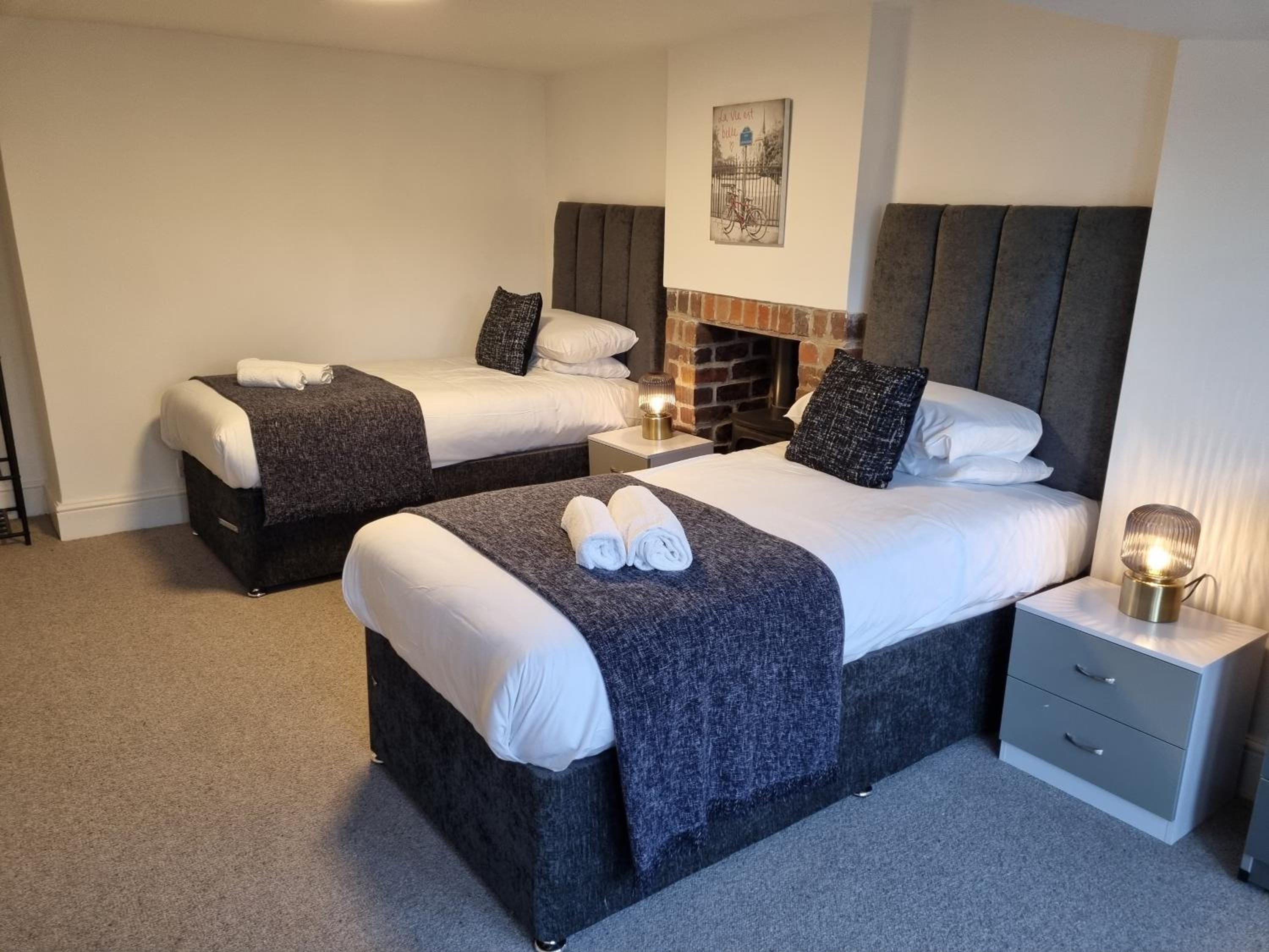 Well Cottage by Cliftonvalley Apartments