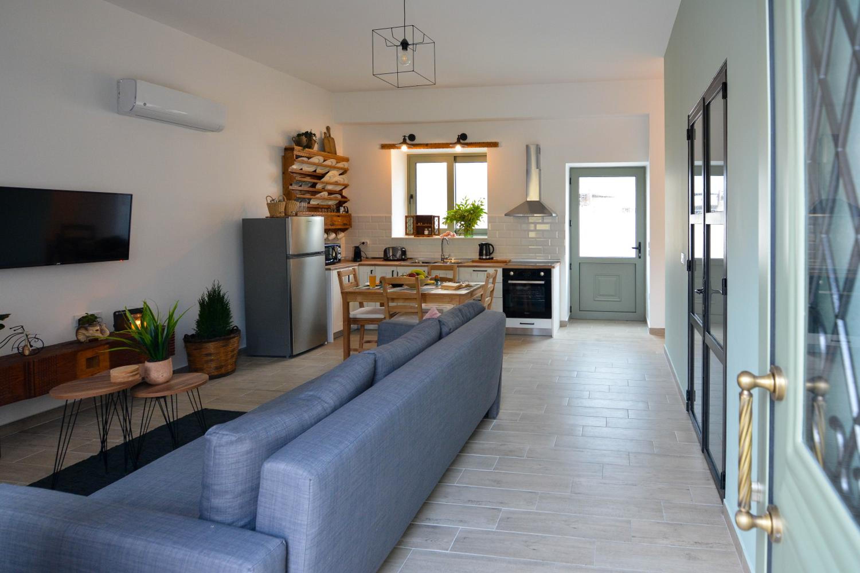 Anassa Mountain House