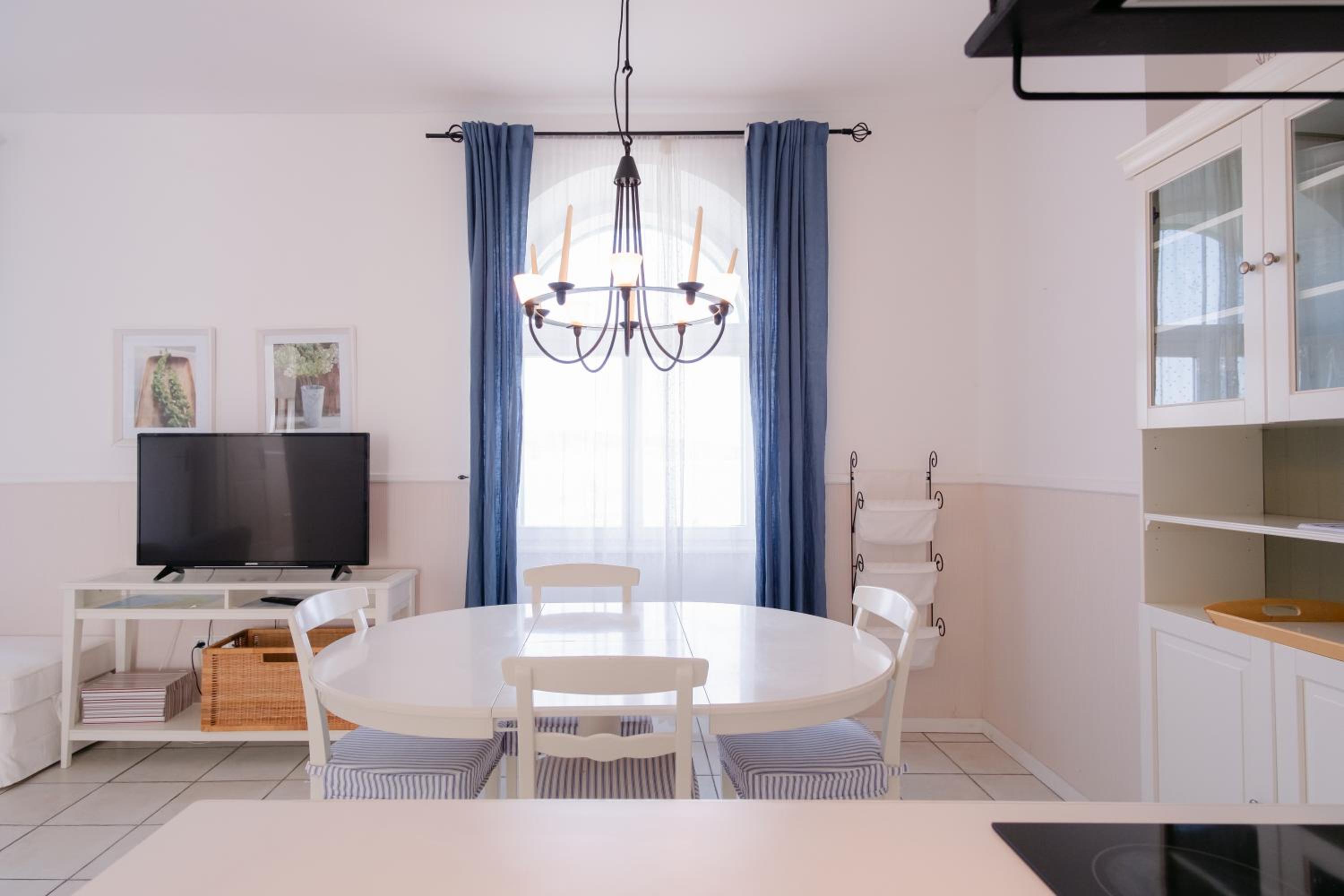 Pavi apartments Vila Amalia view 4