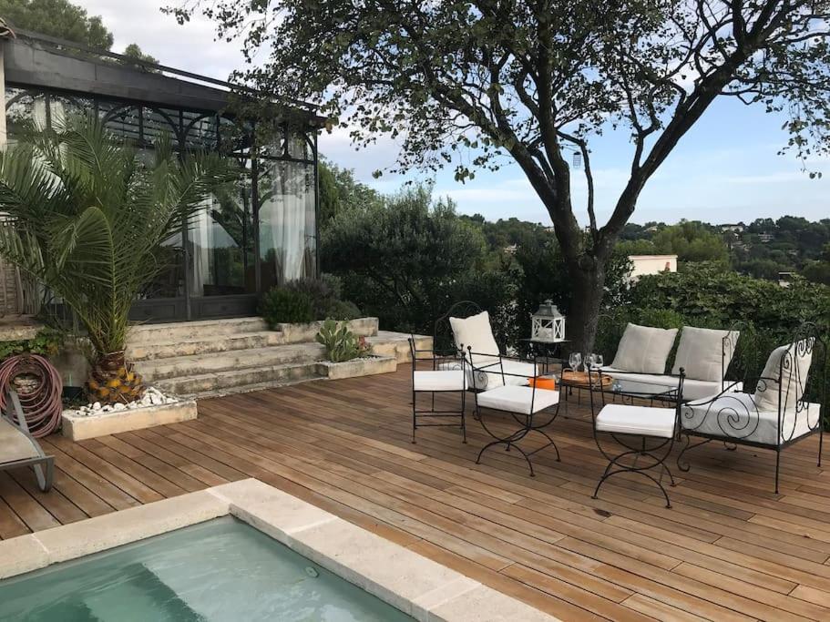 Villa Magnanarelle Exclusive Provence House with Pool & Panoramic Views