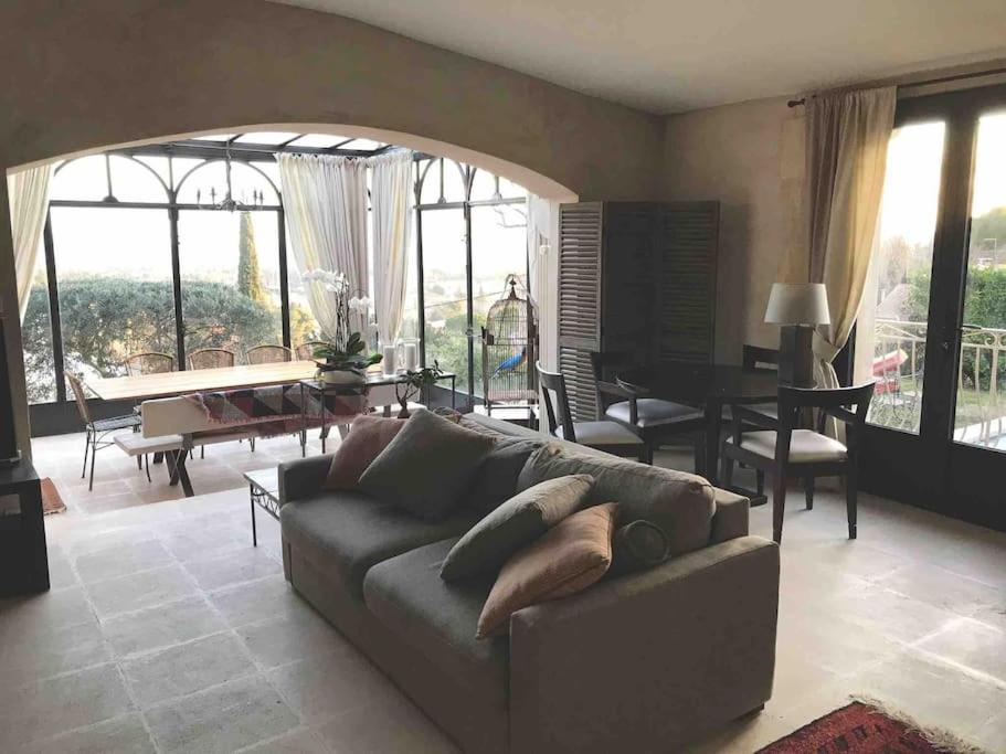 Villa Magnanarelle Exclusive Provence House with Pool & Panoramic Views