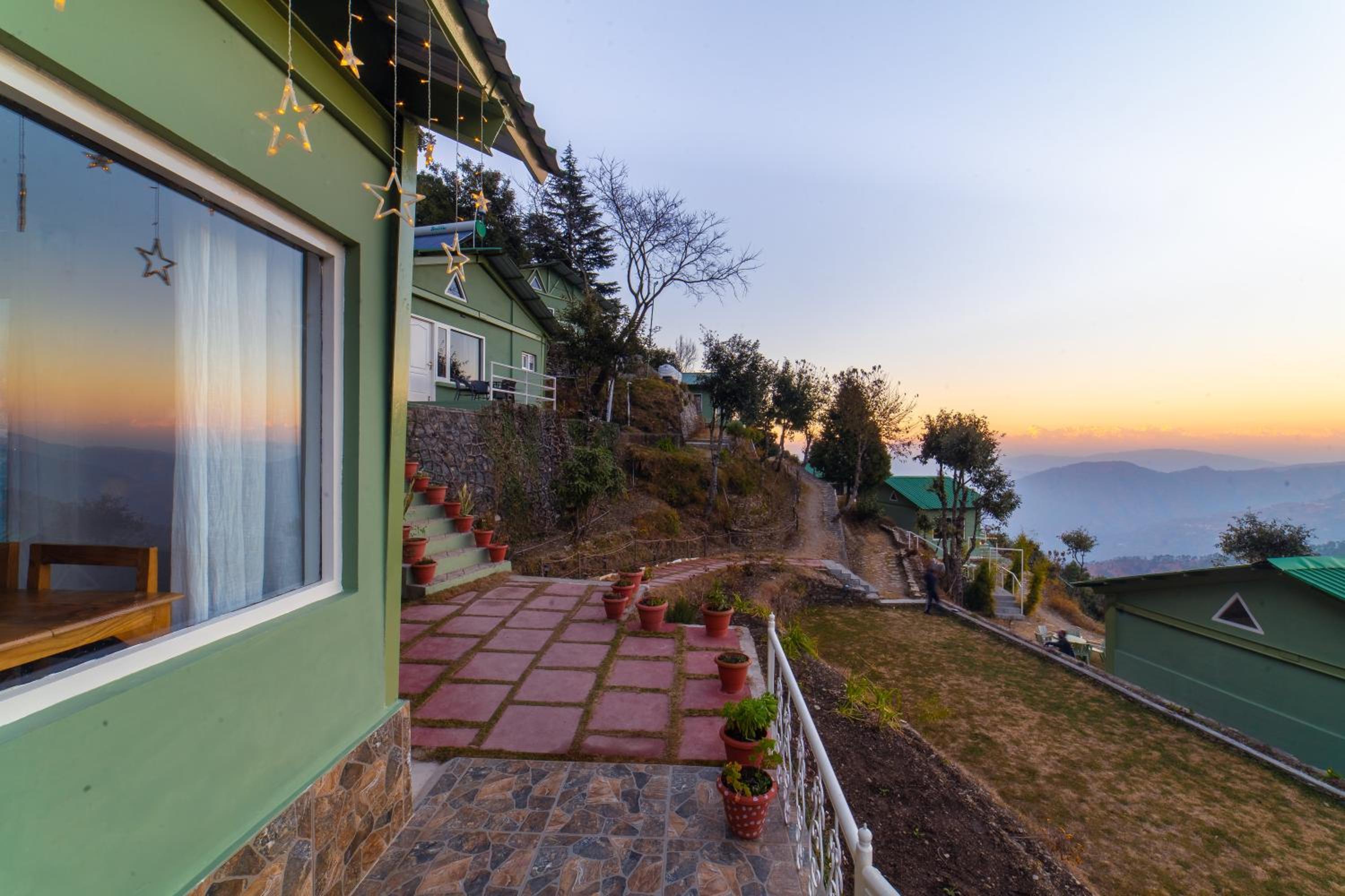 Zostel Plus Nainital, 1 km Jungle Hike view 2
