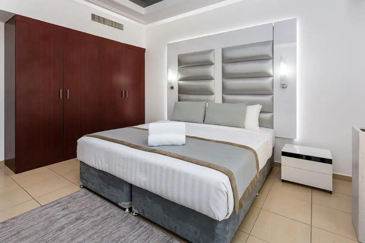 Elan Rimal4 Suites