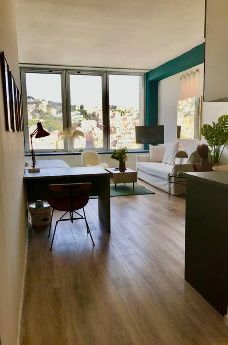 Central studio loft w great view