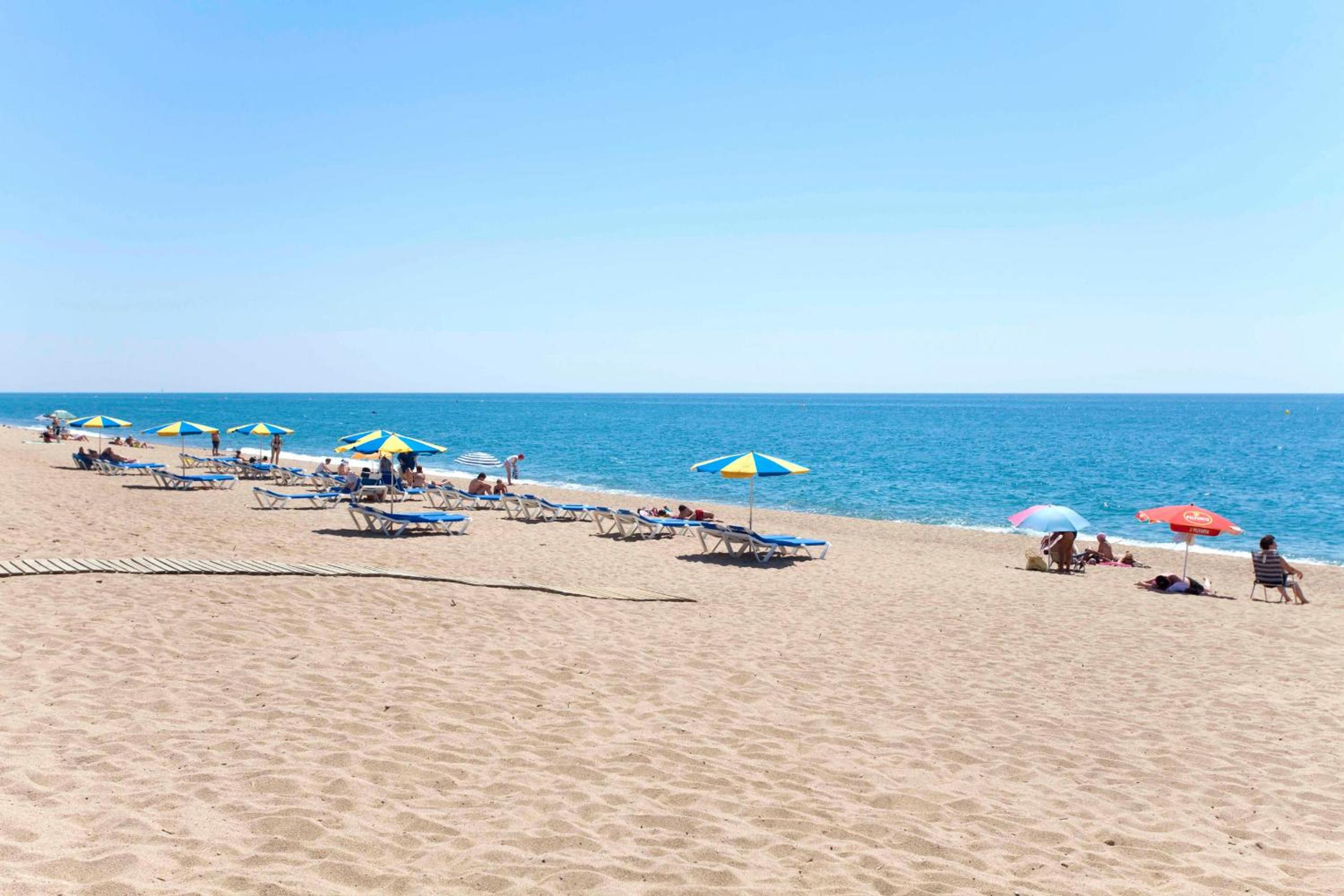 Vivalidays ilaria - Calella view 5