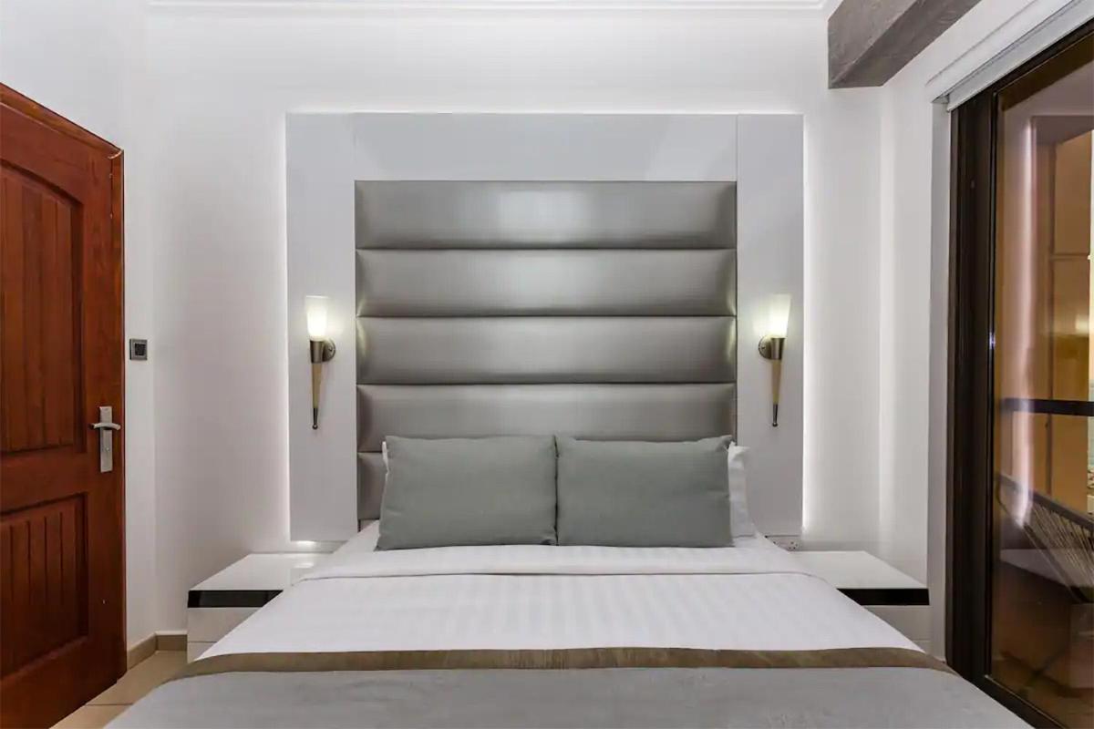 Elan Rimal4 Suites