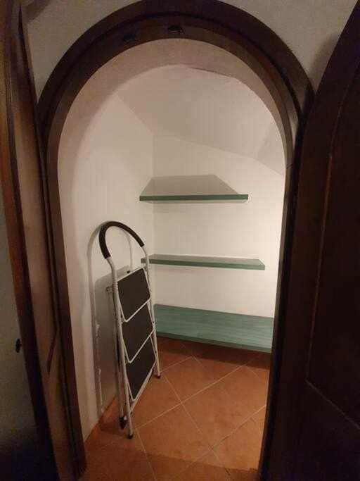 Photo 33