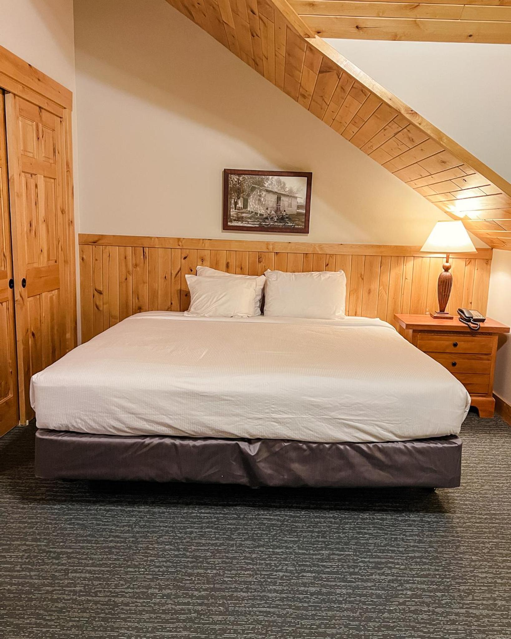 Ruttger's Bay Lake Resort