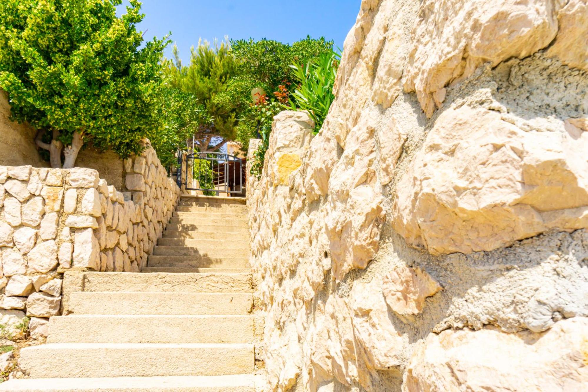 Marva stylish Mediterranean accomodation with beautiful view