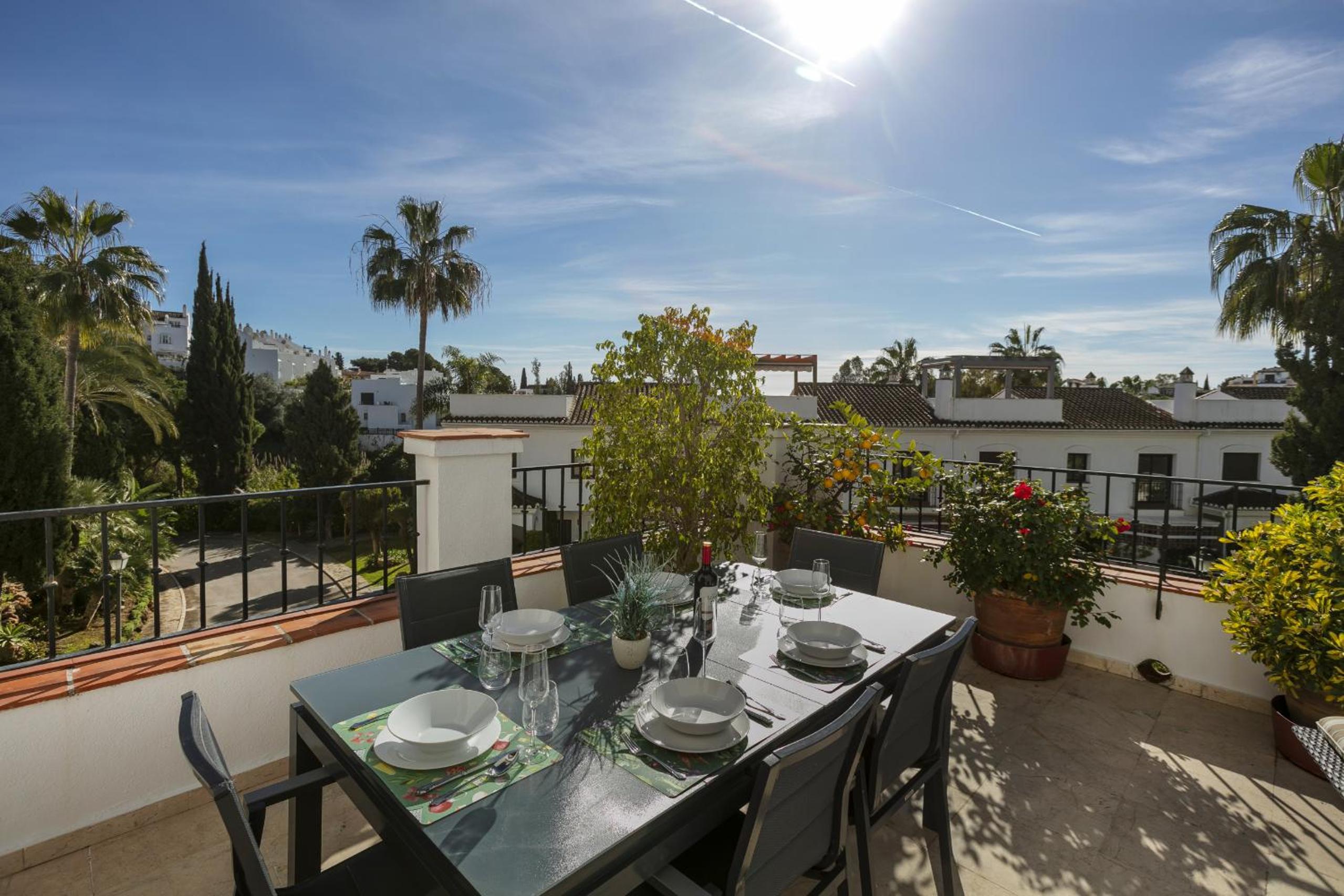 Señorio De Marbella - 3 Bedroom Penthouse by Finest Rentals view 3