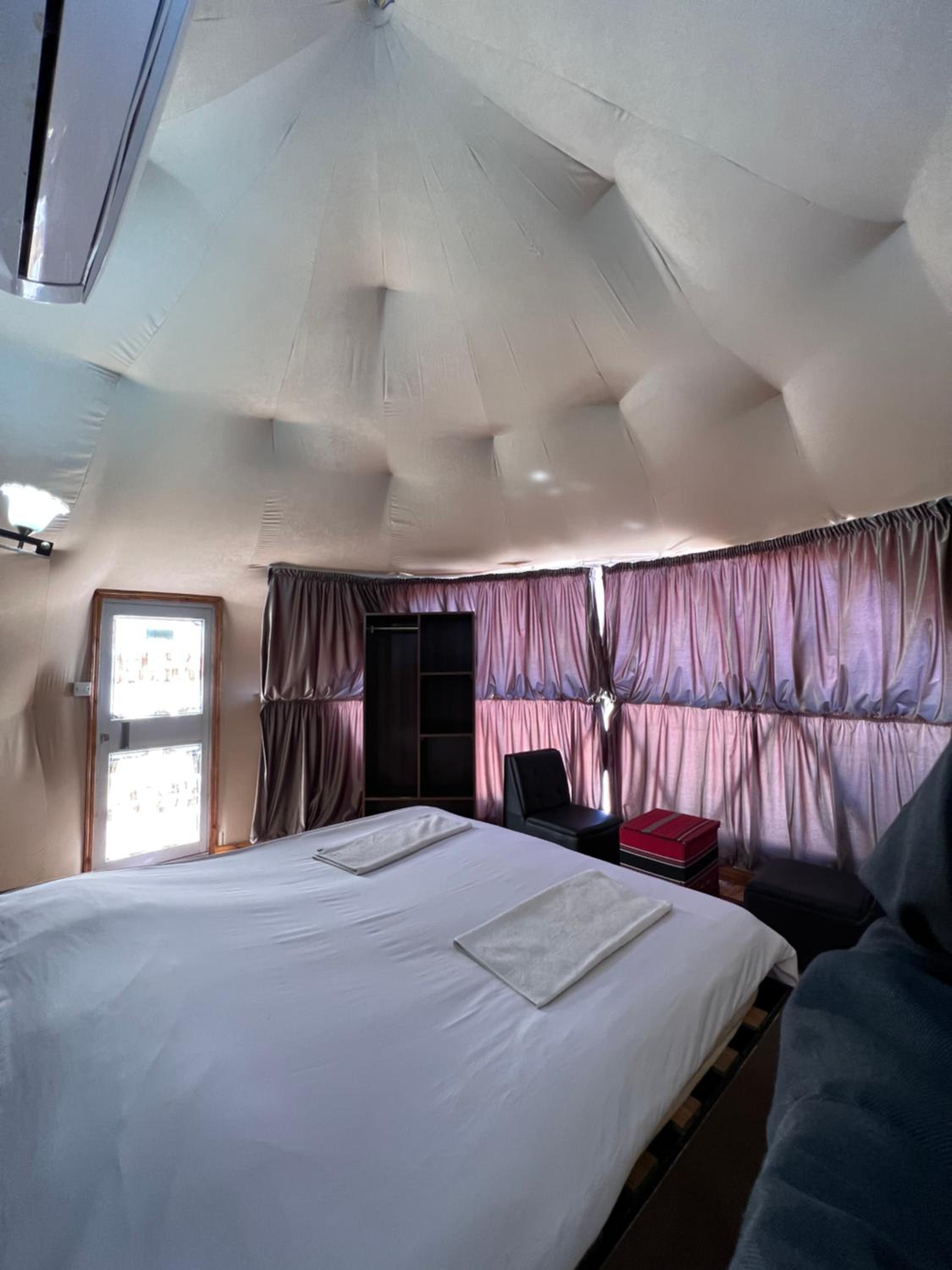 Orbit camp