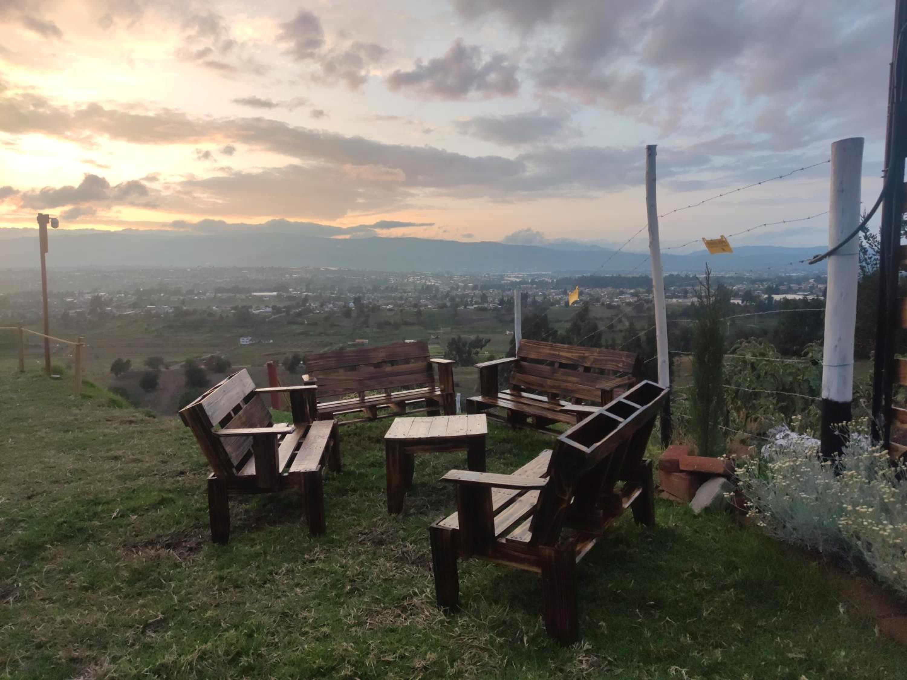 Alpina Glamping en Latacunga view 2