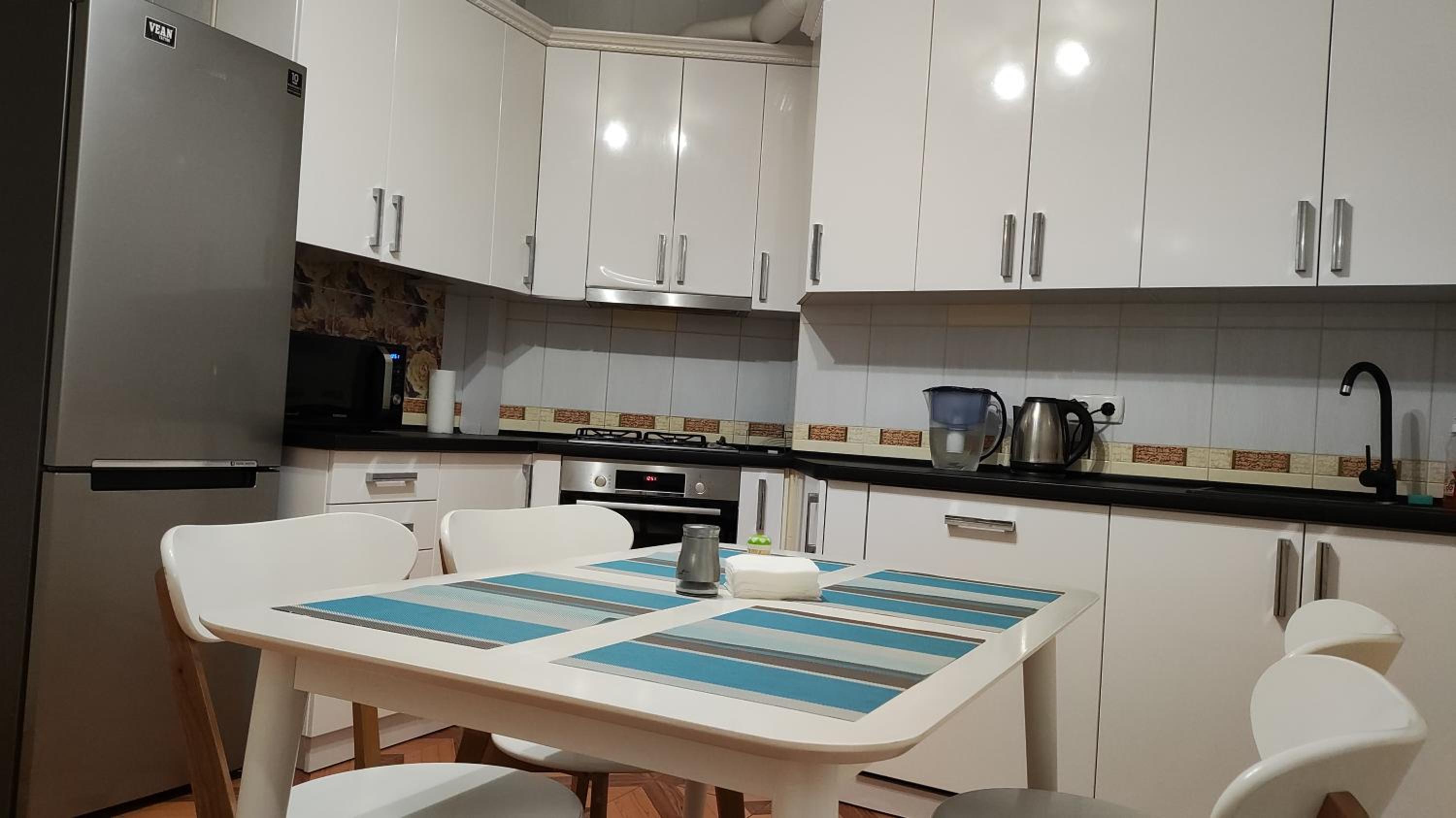 Запорізька 19 City Rooms