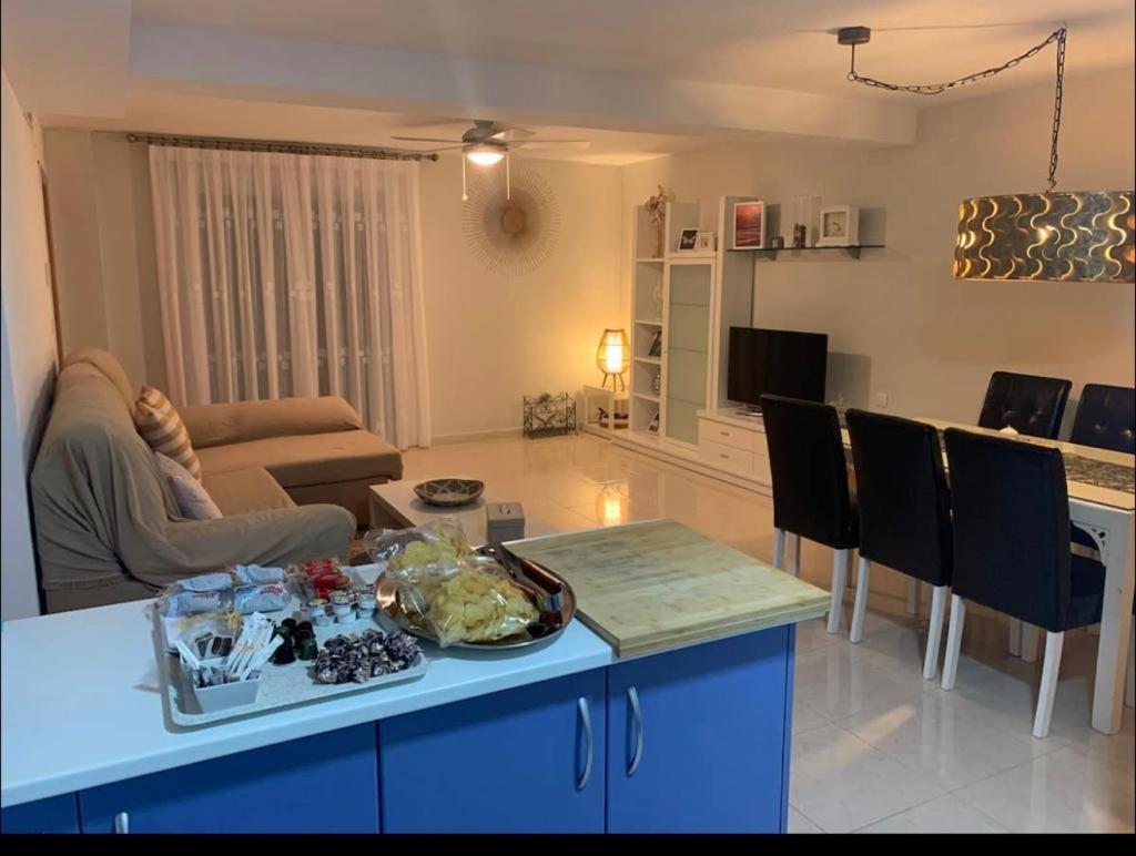 Agradable casa con piscina