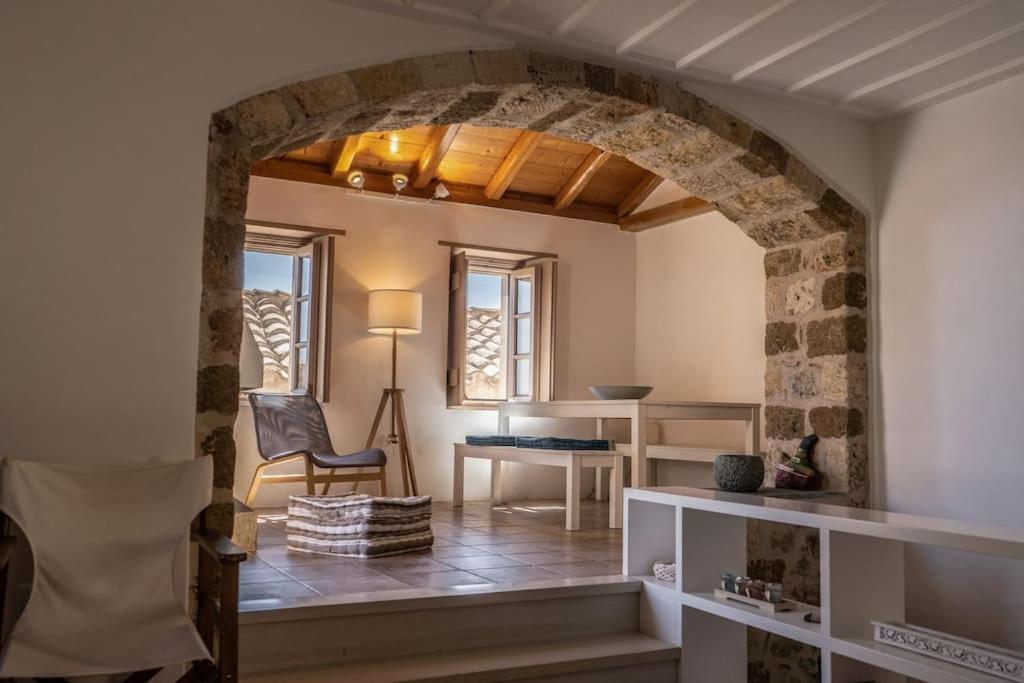 Κyma Mansion in Monemvasia