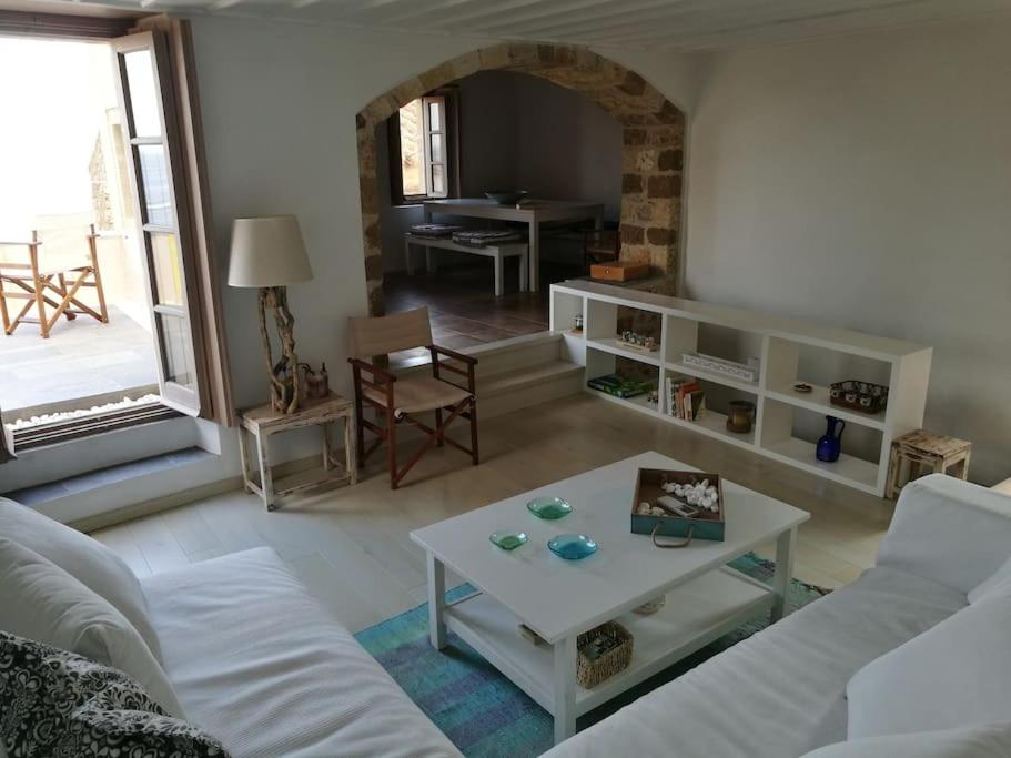Κyma Mansion in Monemvasia