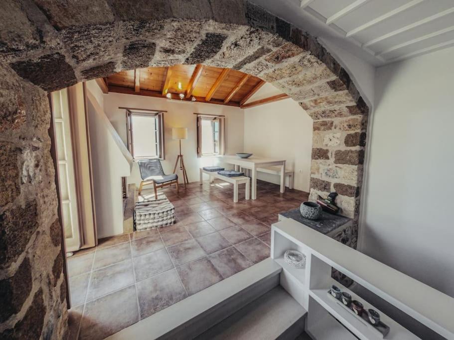 Κyma Mansion in Monemvasia