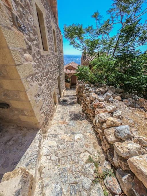Κyma Mansion in Monemvasia