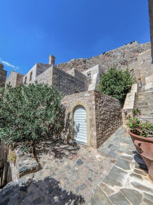 Κyma Mansion in Monemvasia