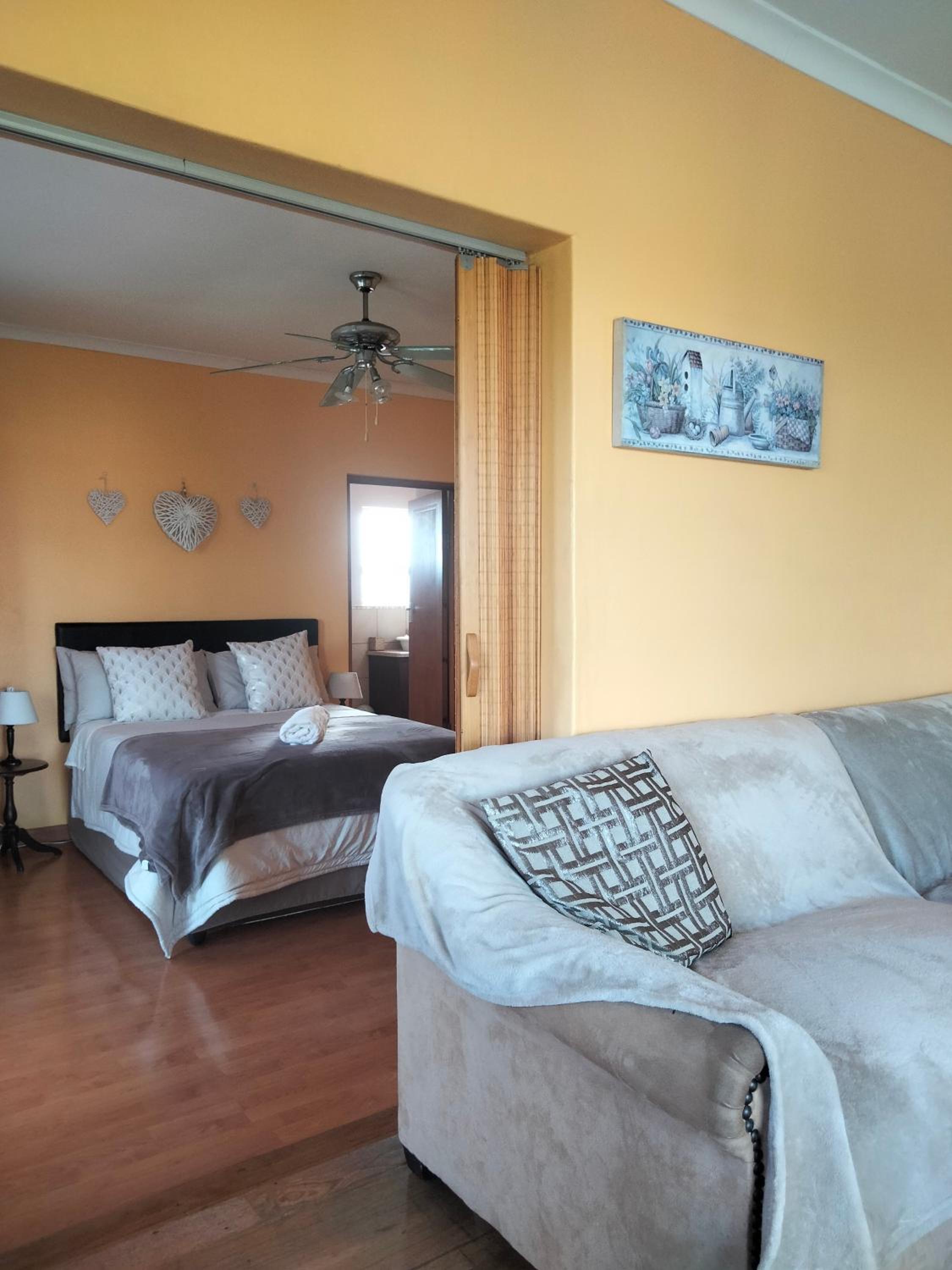 Port Elizabeth Vacations - Blue Tides - Property Image 3