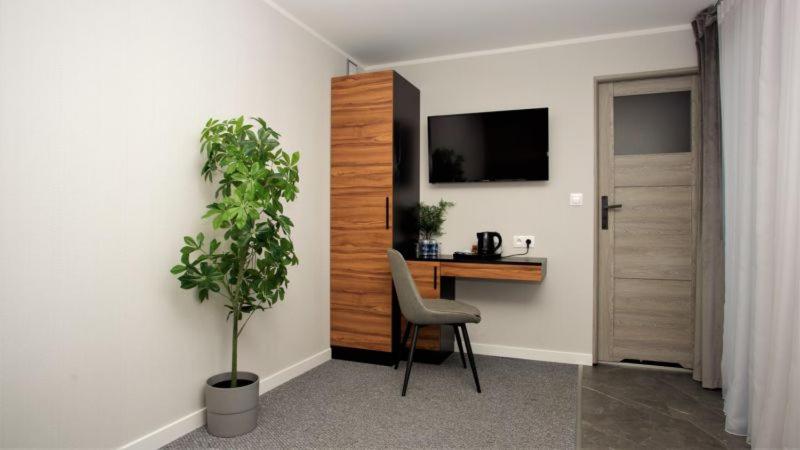 Hotelik B&B Pod Dębami