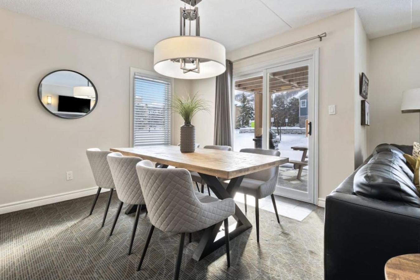 Blue Mountain Chalet Condo with Amazing Location