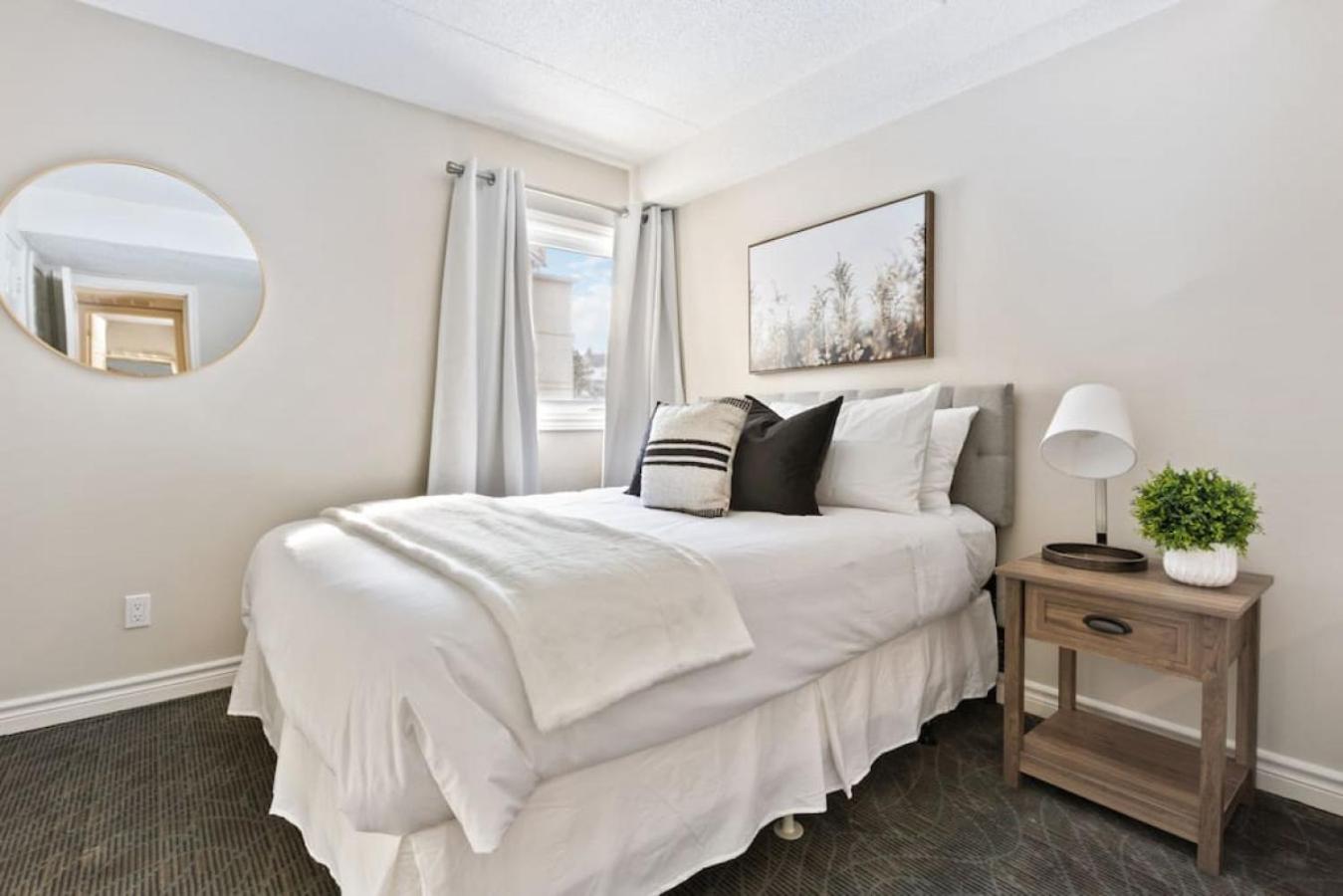 Blue Mountain Chalet Condo with Amazing Location