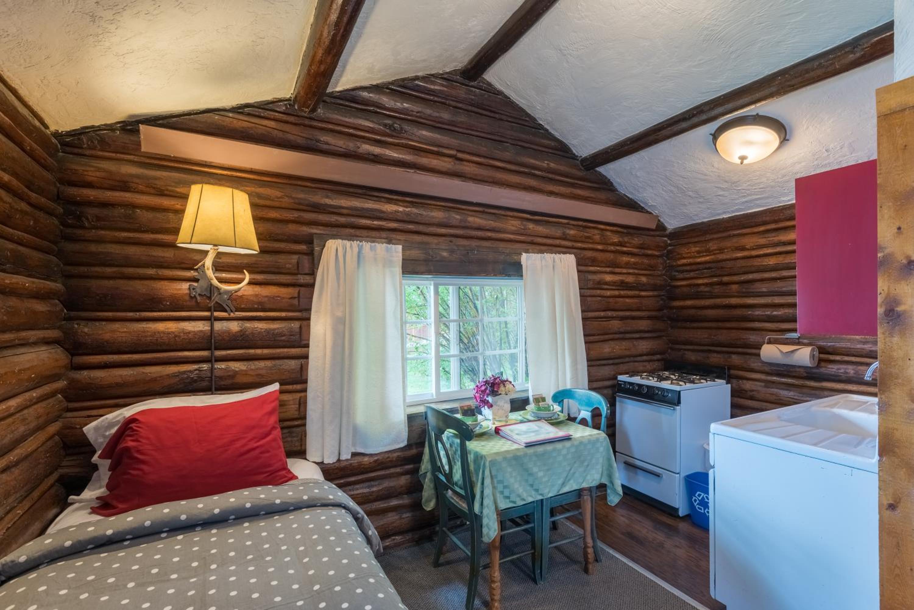 Log Cabin Motel