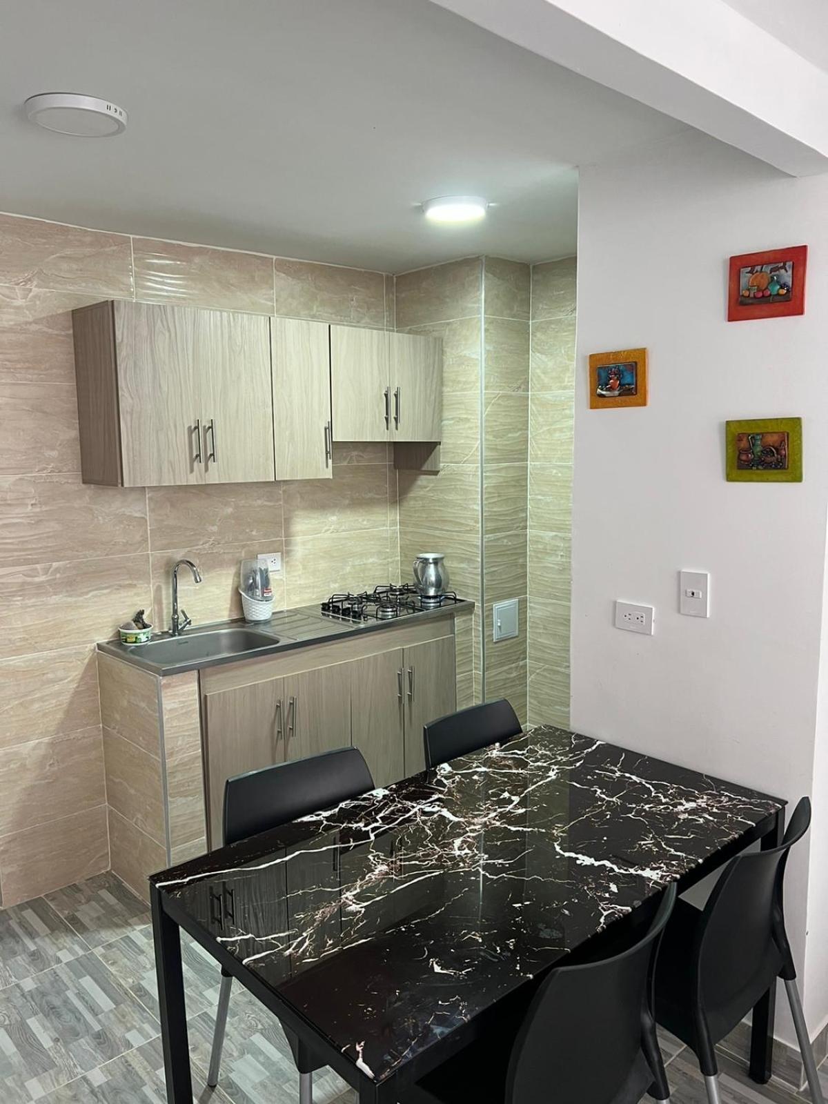 Apartamento villeta en Villeta — kitchen