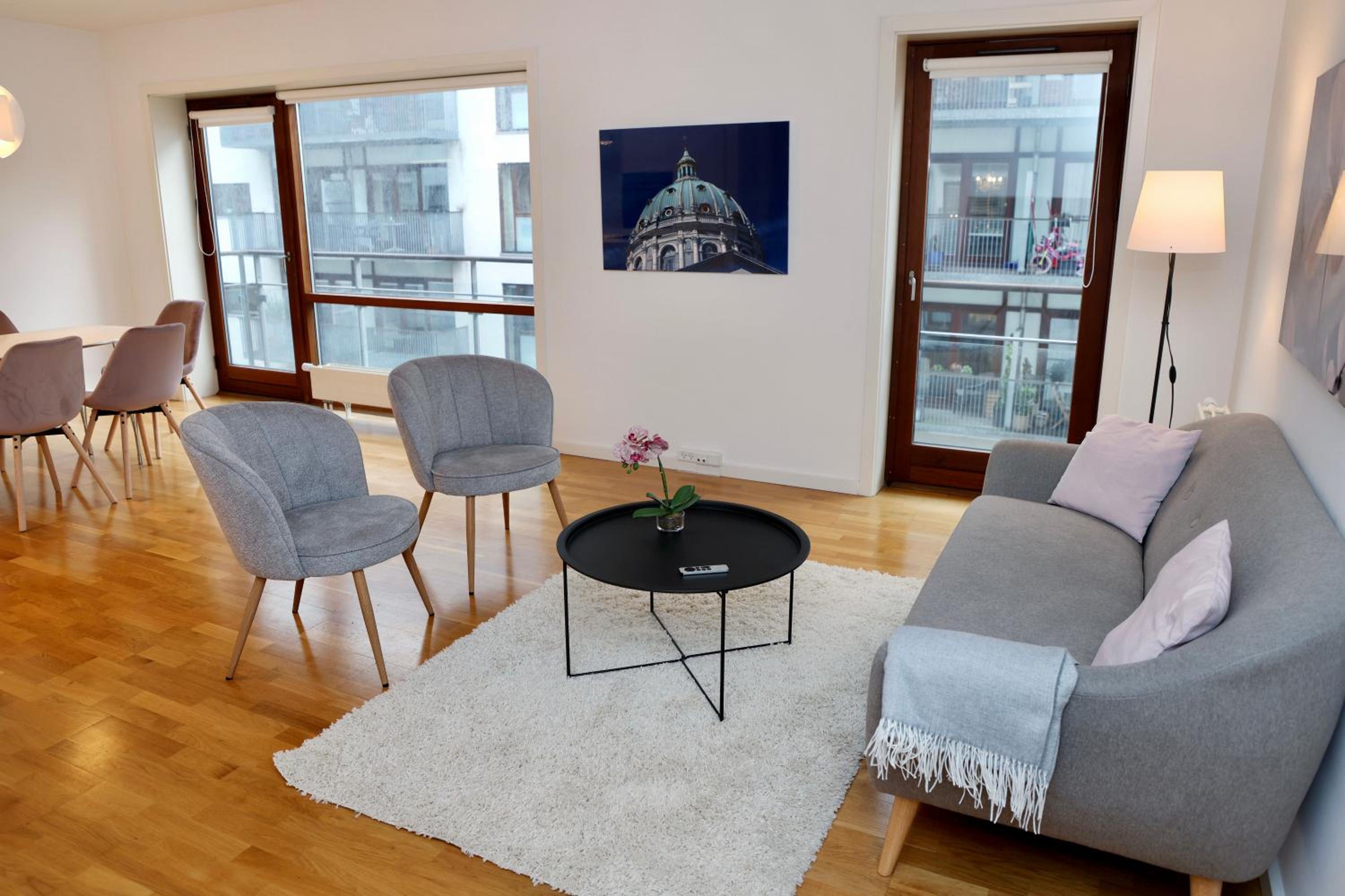 Scandi-Hygge 2 bedroom apartment in charming Christianshavn