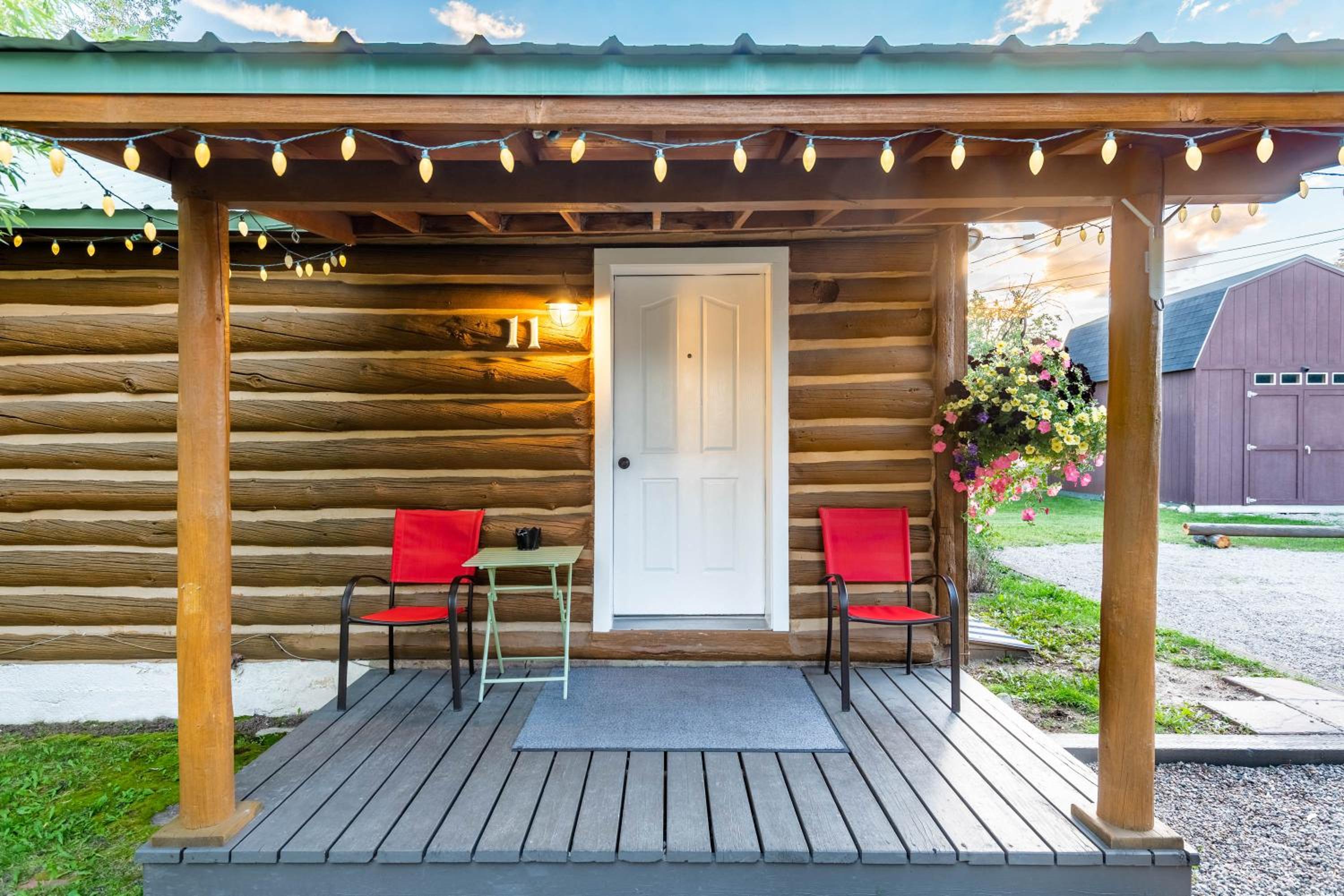Log Cabin Motel