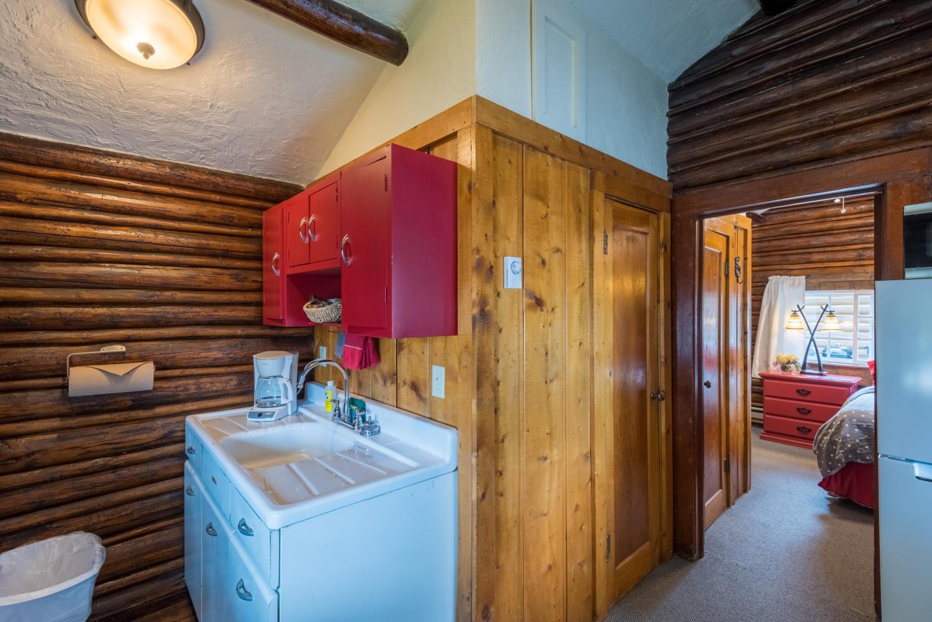 Log Cabin Motel