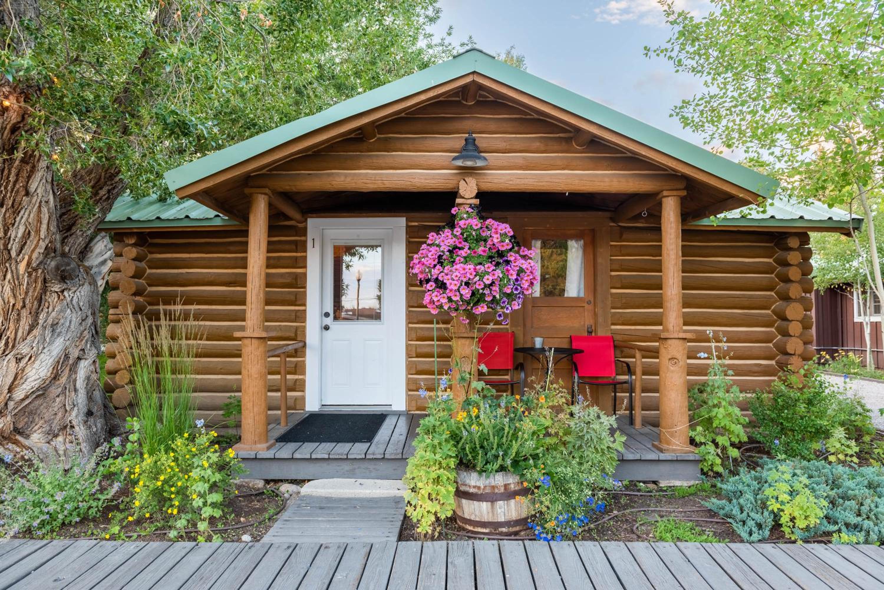 Log Cabin Motel