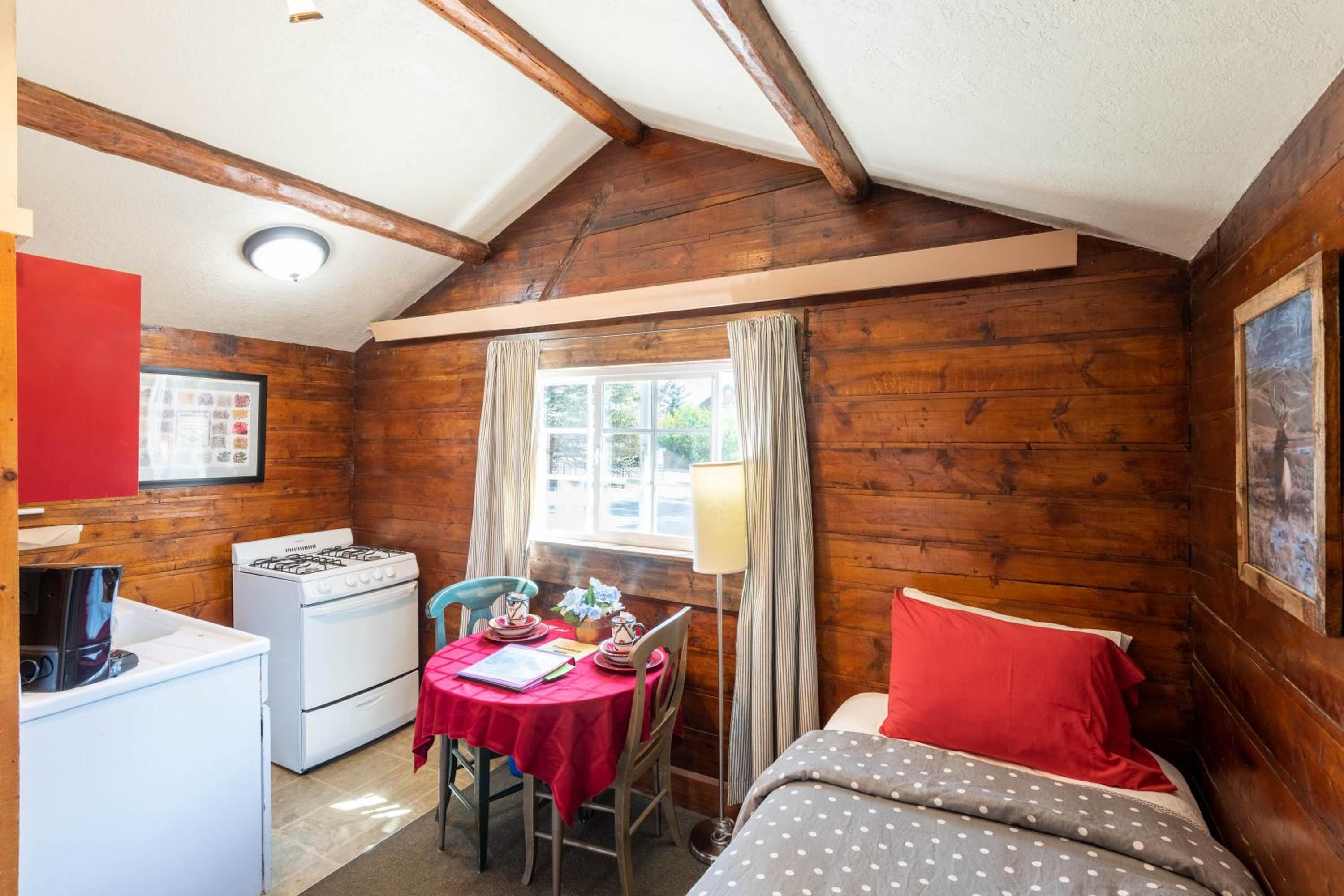 Log Cabin Motel