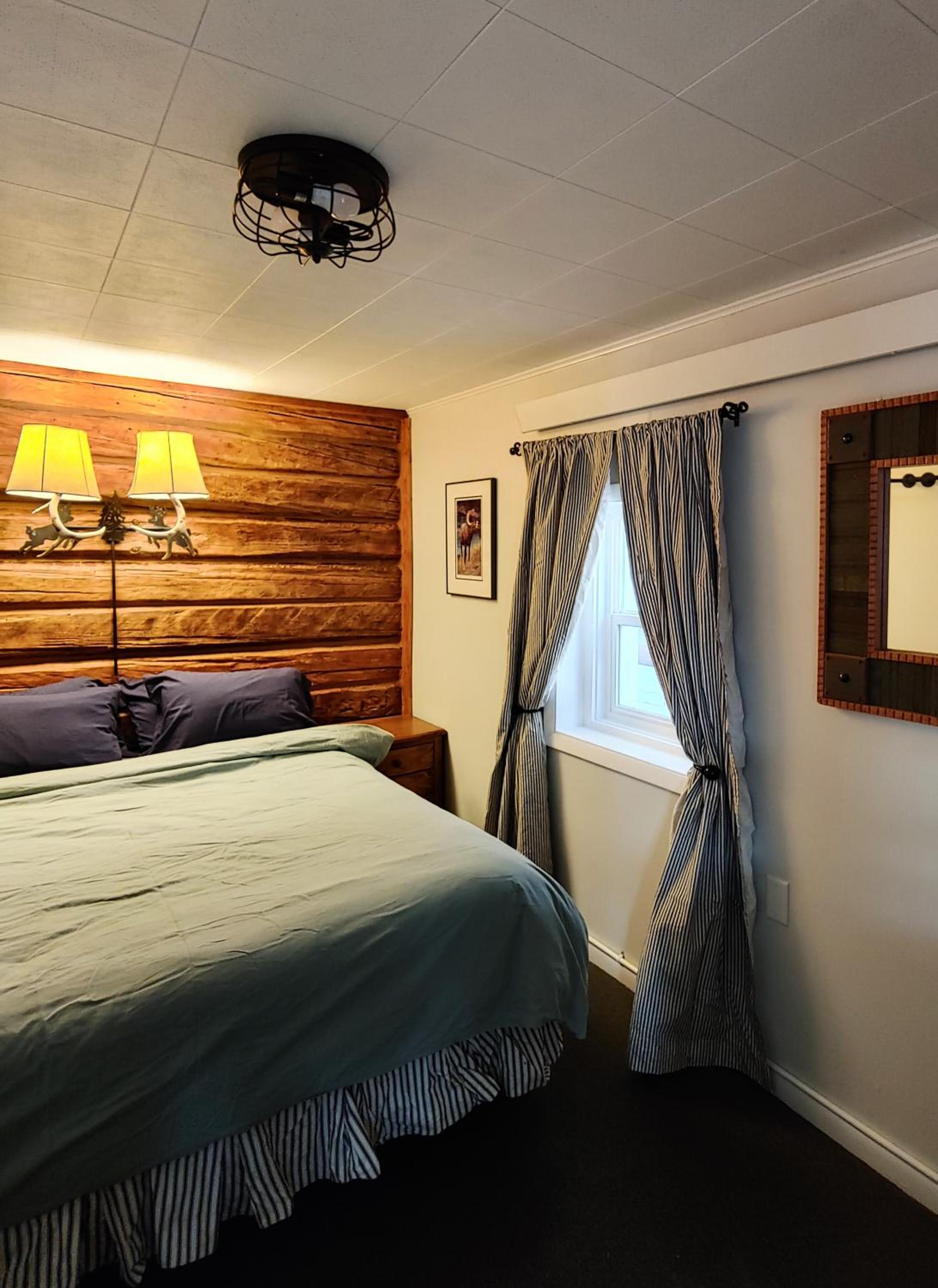 Log Cabin Motel