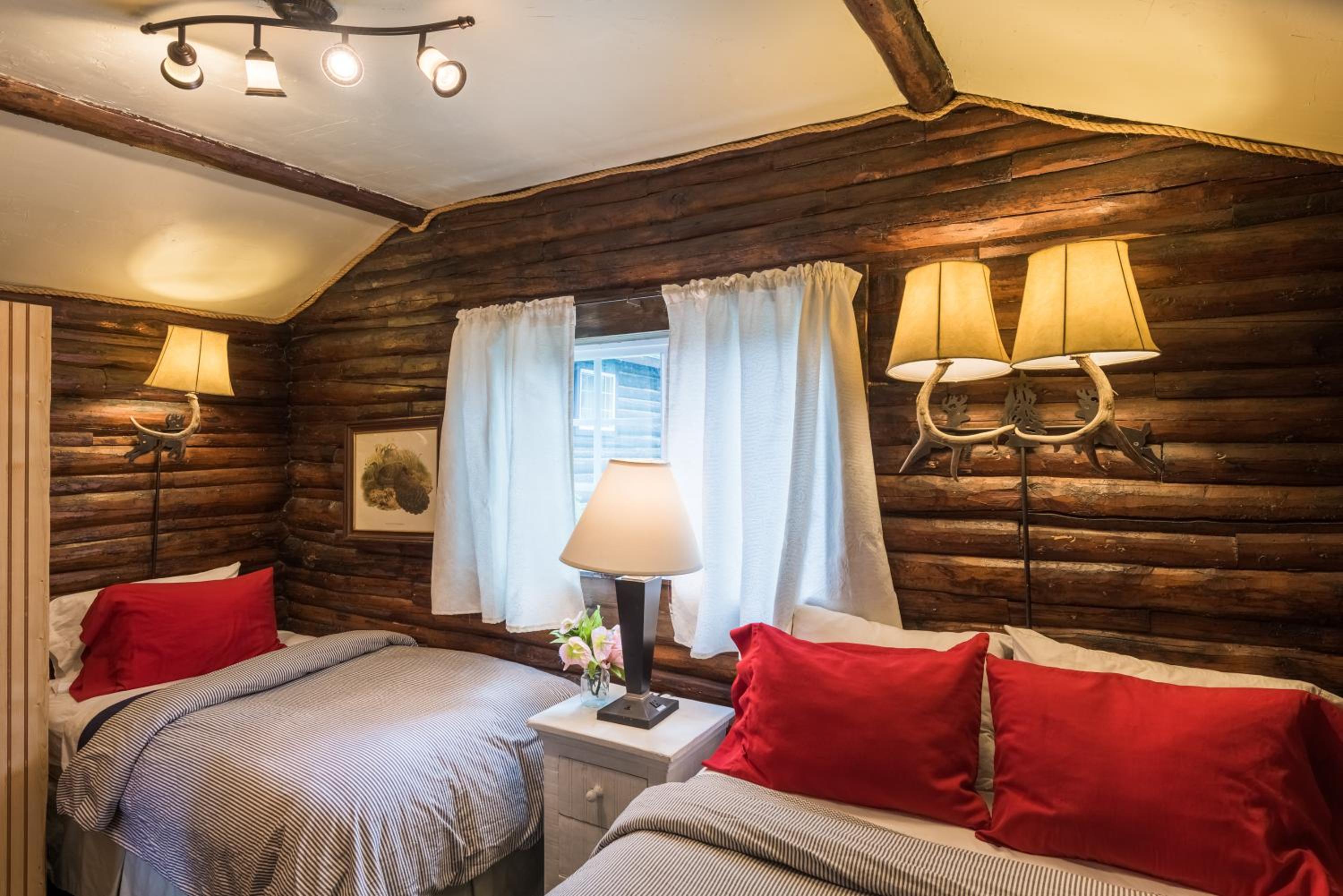Log Cabin Motel