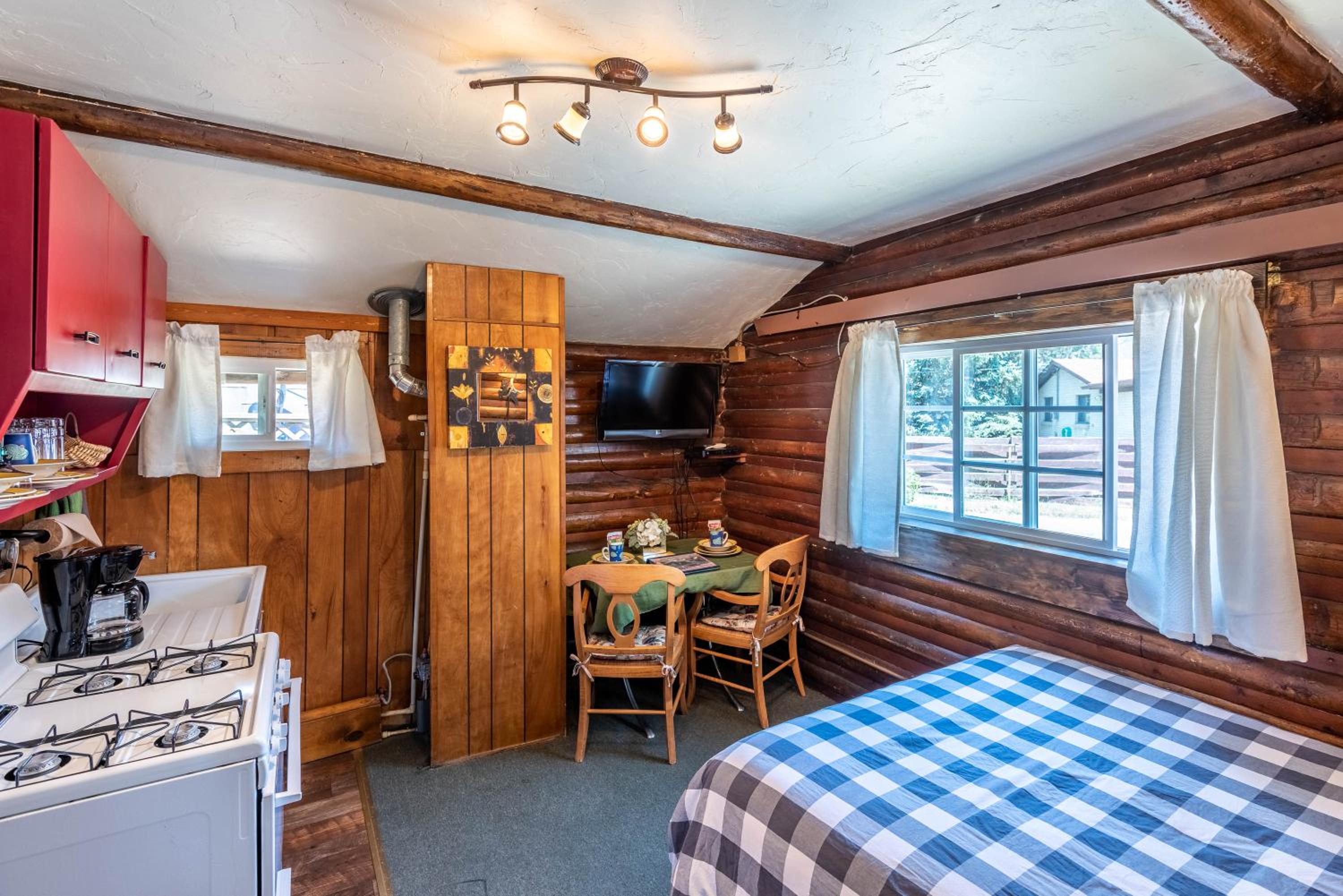 Log Cabin Motel