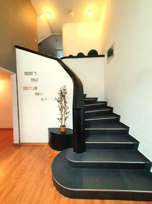 Linda Habitacion privada con balcon en Polanco — Mexico City