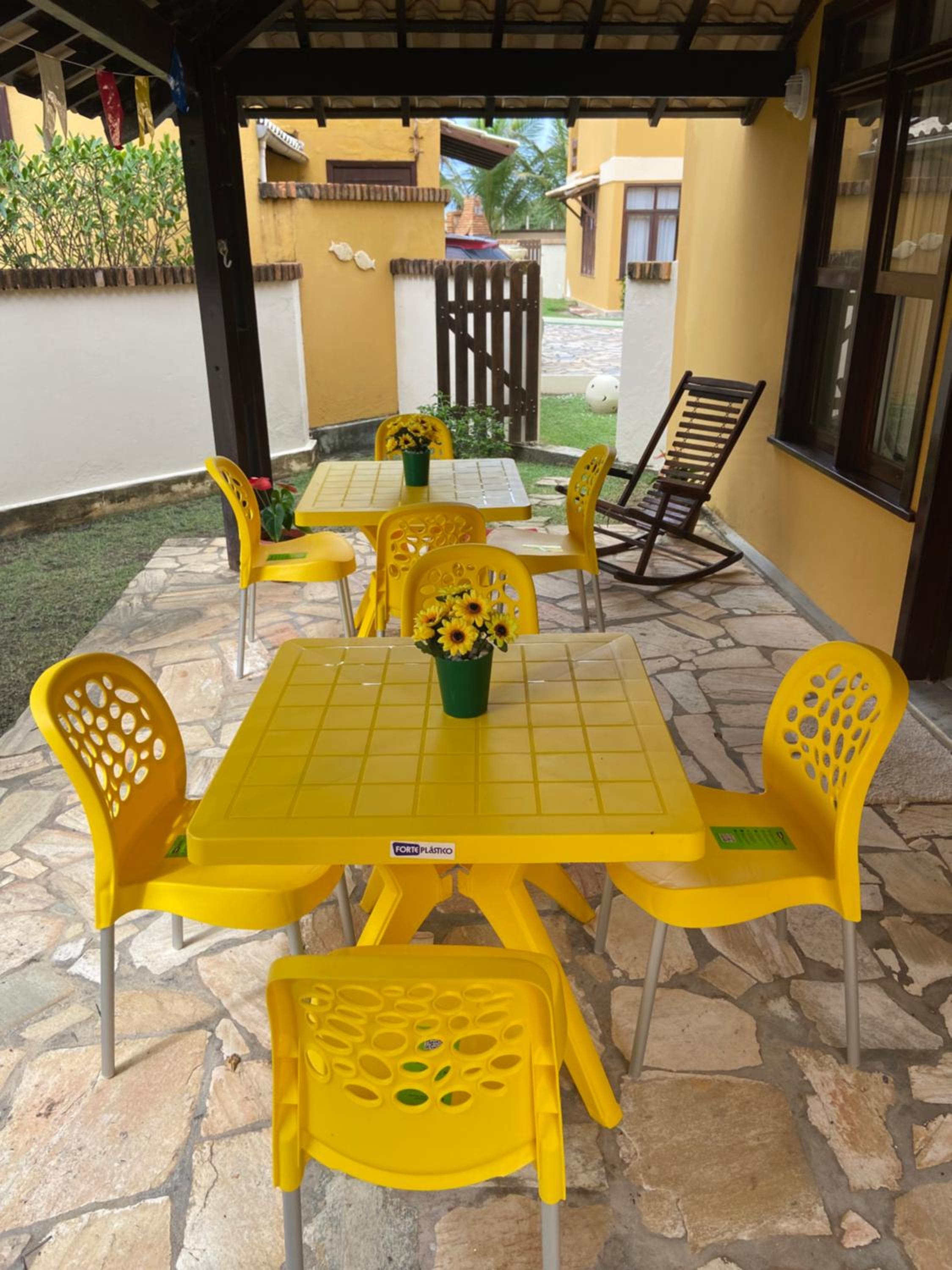 Casa de praia em condomínio à beira mar