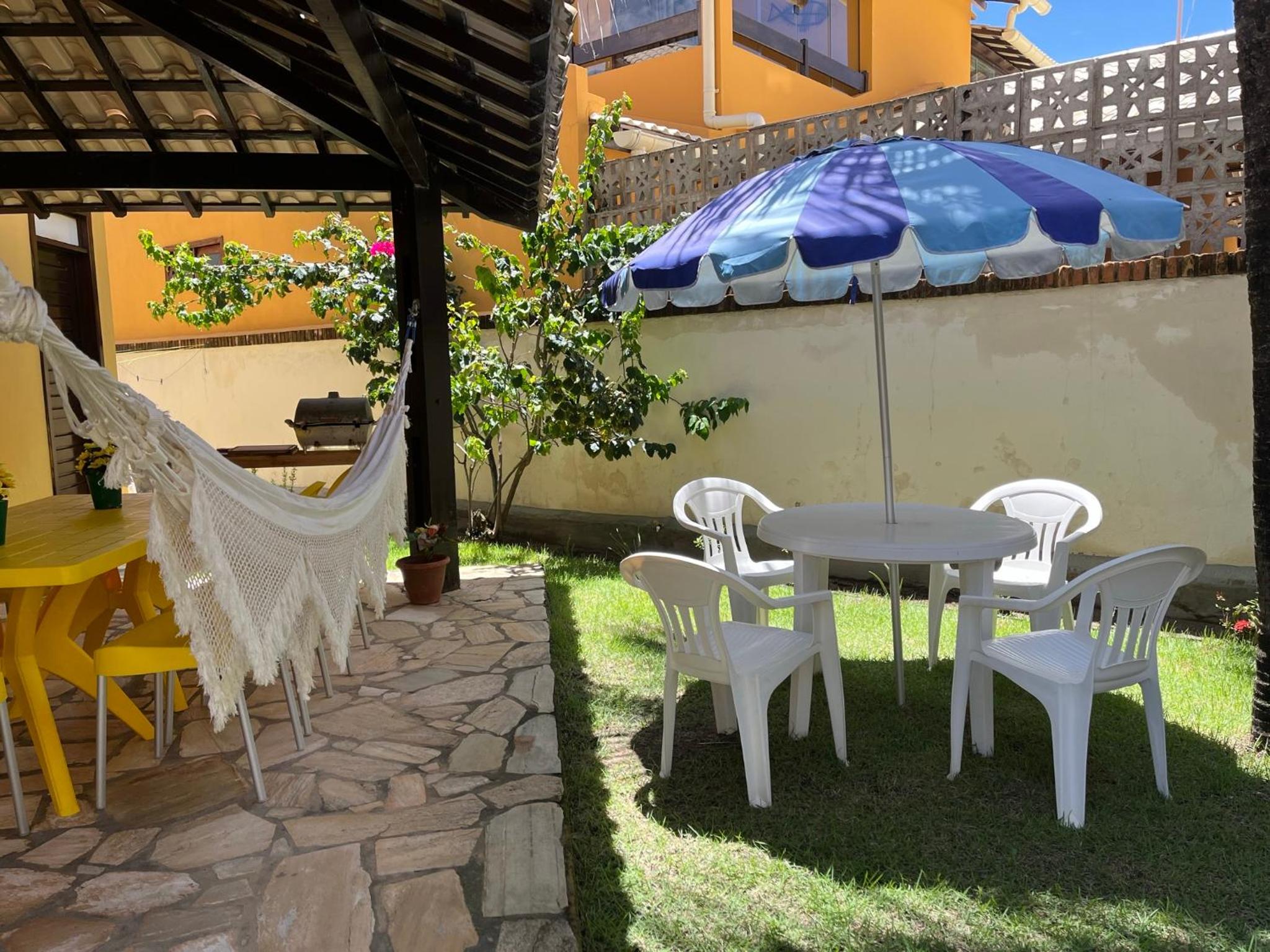 Casa de praia em condomínio à beira mar