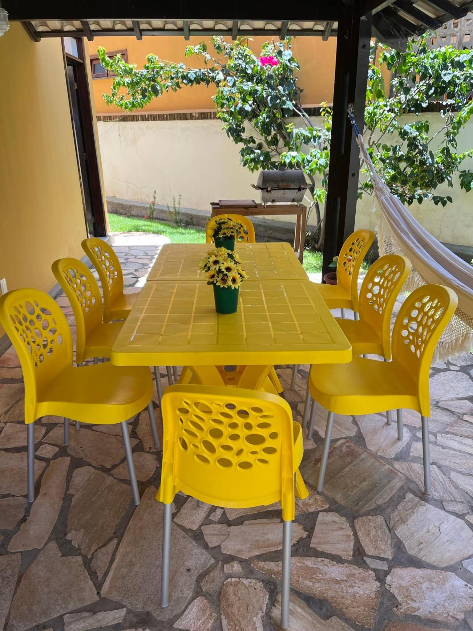 Casa de praia em condomínio à beira mar