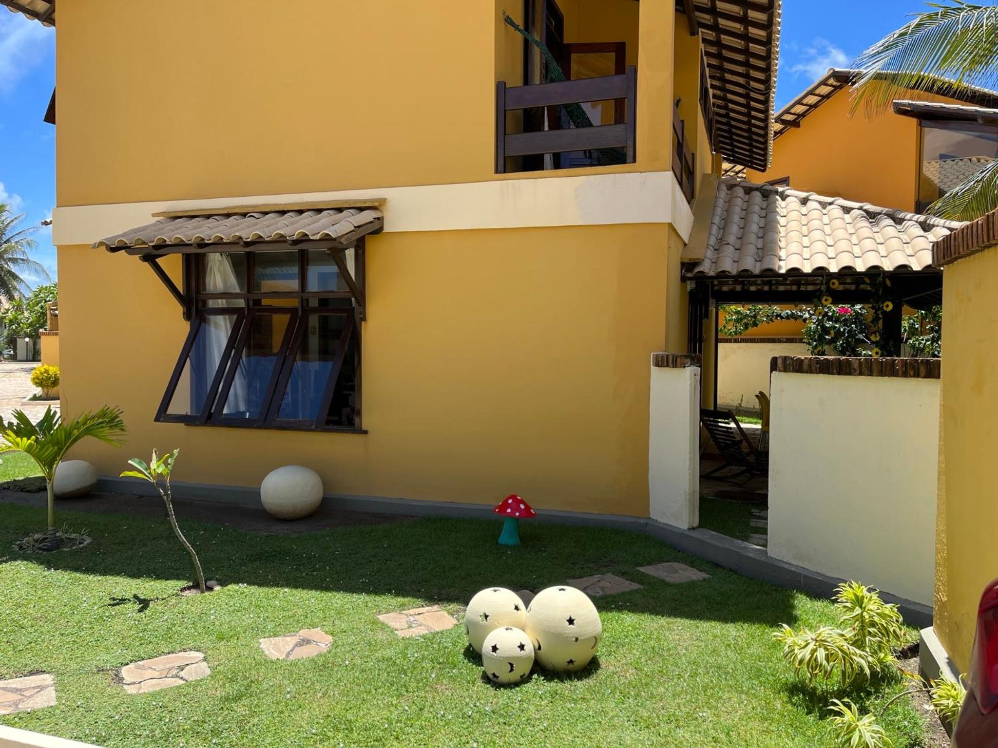 Casa de praia em condomínio à beira mar