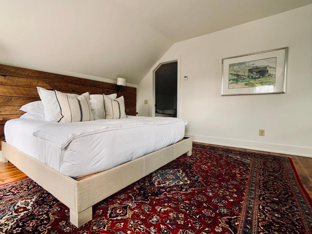 Woodbourne Inn