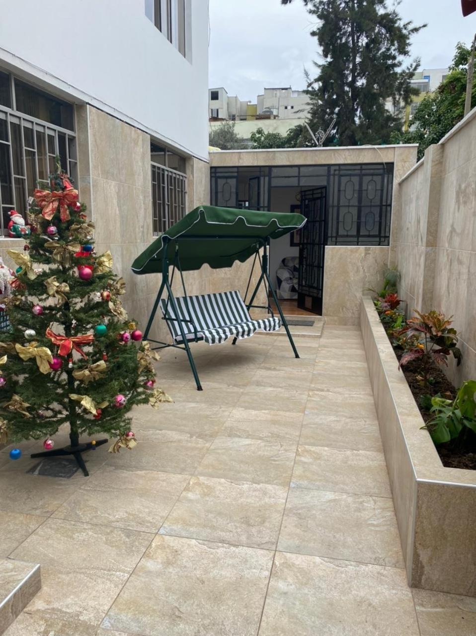 Apartamento familiar a 10 min auto de Plaza Armas Lima view 2