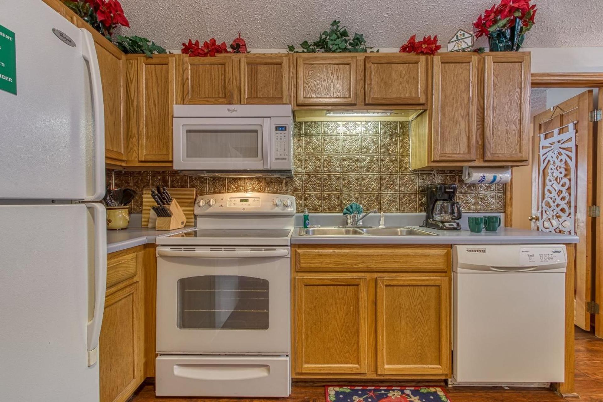 ER46 - Cherith Brook - Great location, Just across from swimming pool! cabin view 5